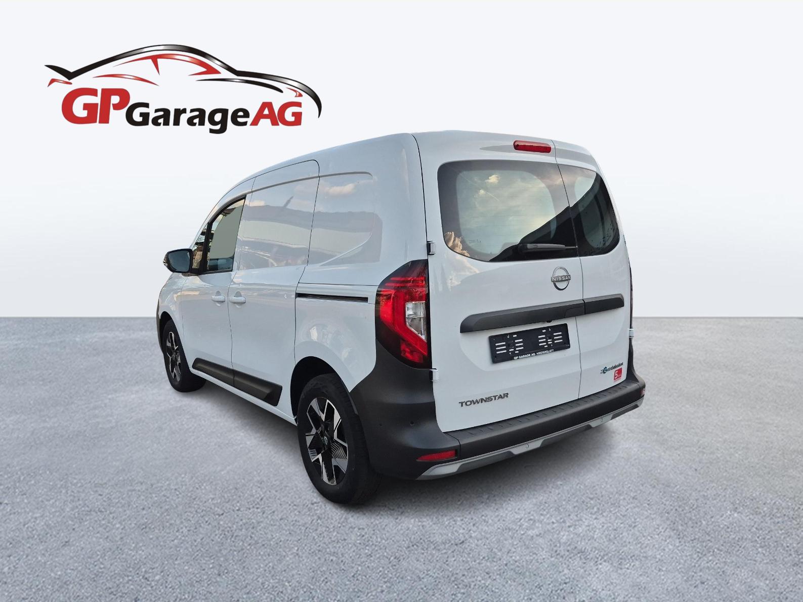 NISSAN Townstar Kaw. 2.2 t L1 EV45 22 kw Tekna-image-2