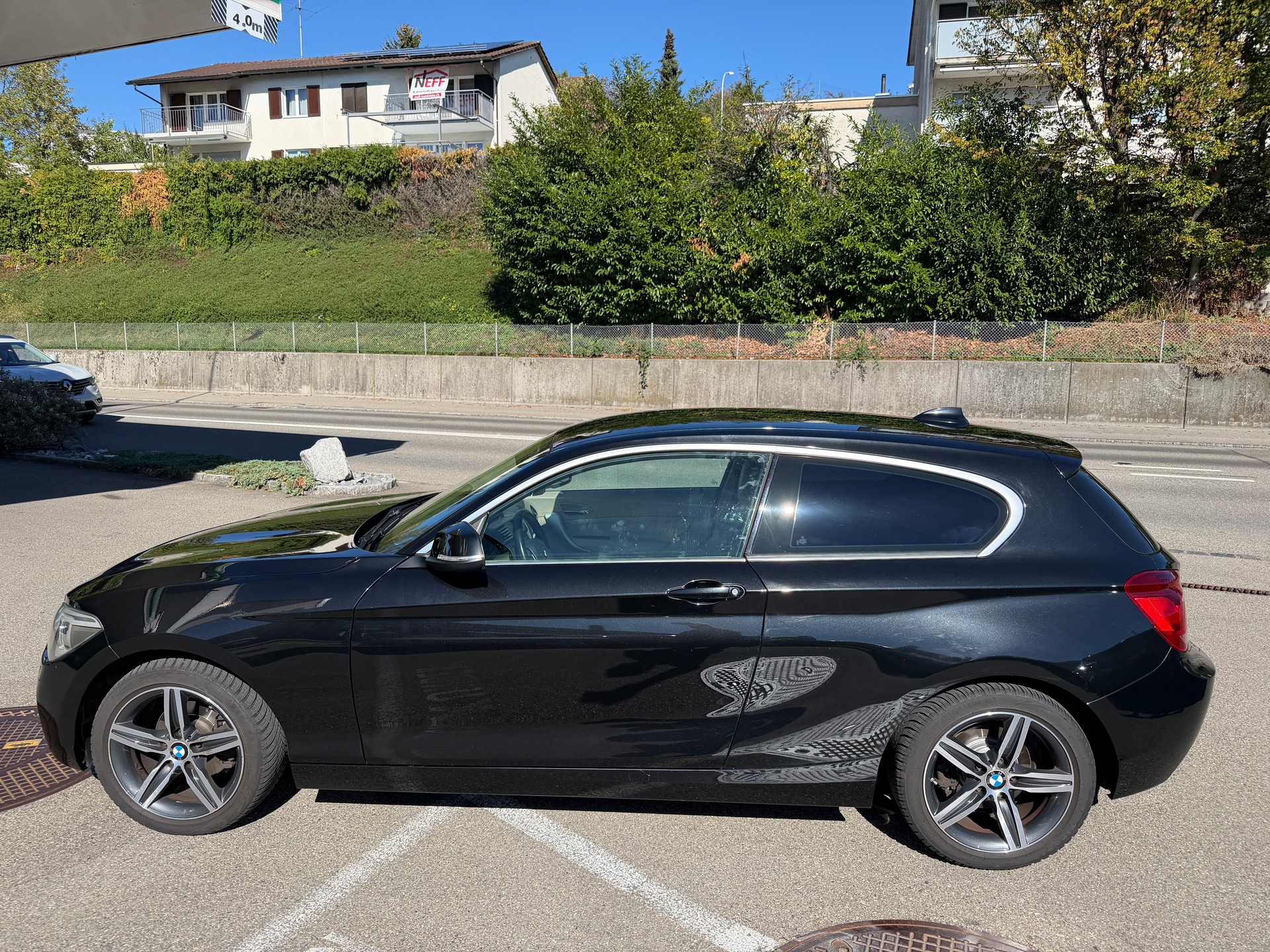 BMW 1er Reihe F21 116i-image-0