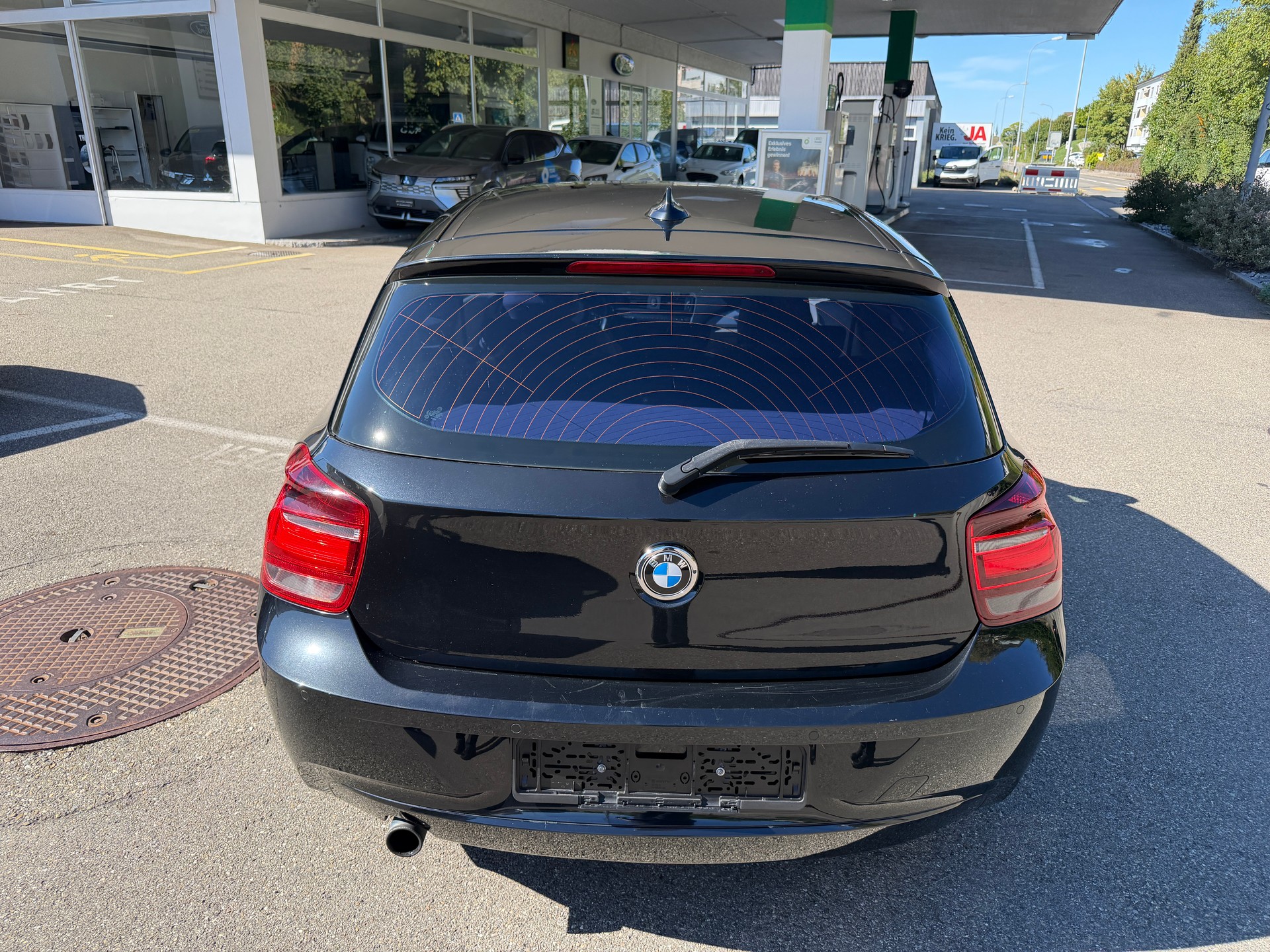 BMW 1er Reihe F21 116i-image-2