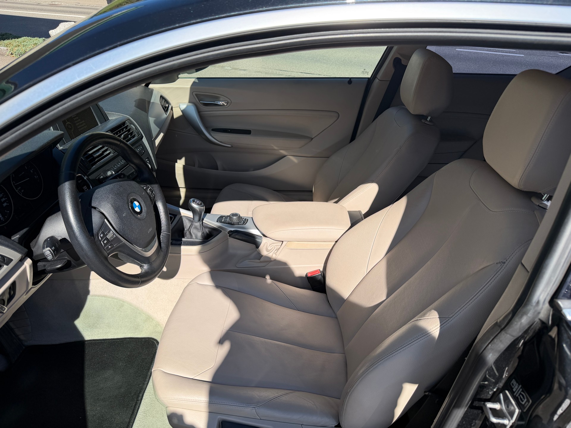 BMW 1er Reihe F21 116i-image-4