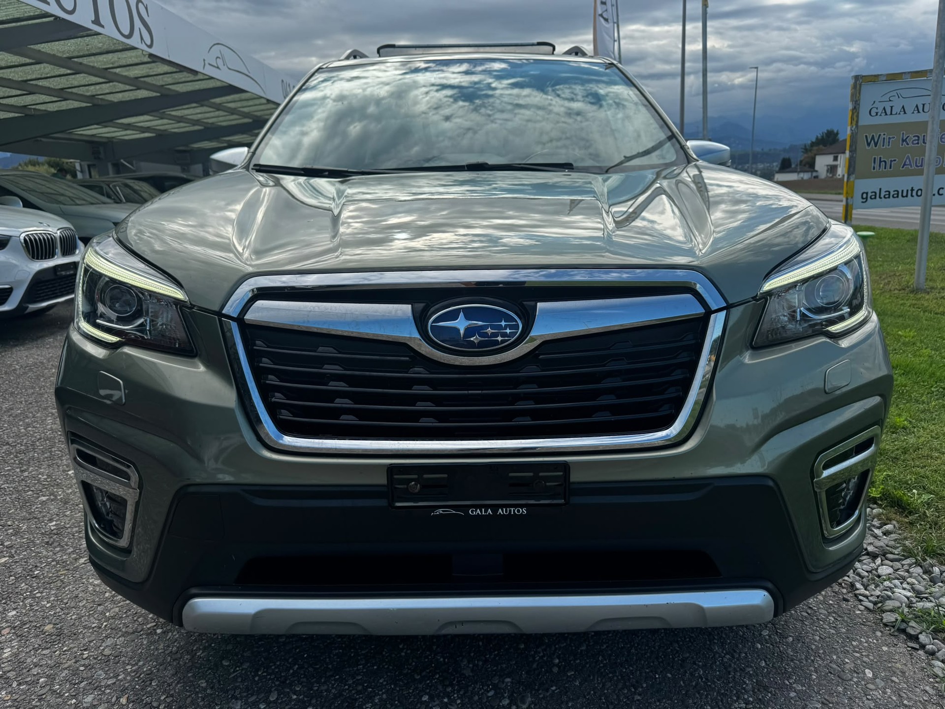 SUBARU Forester 2.0i e-Boxer Advantage Lineartronic-image-1