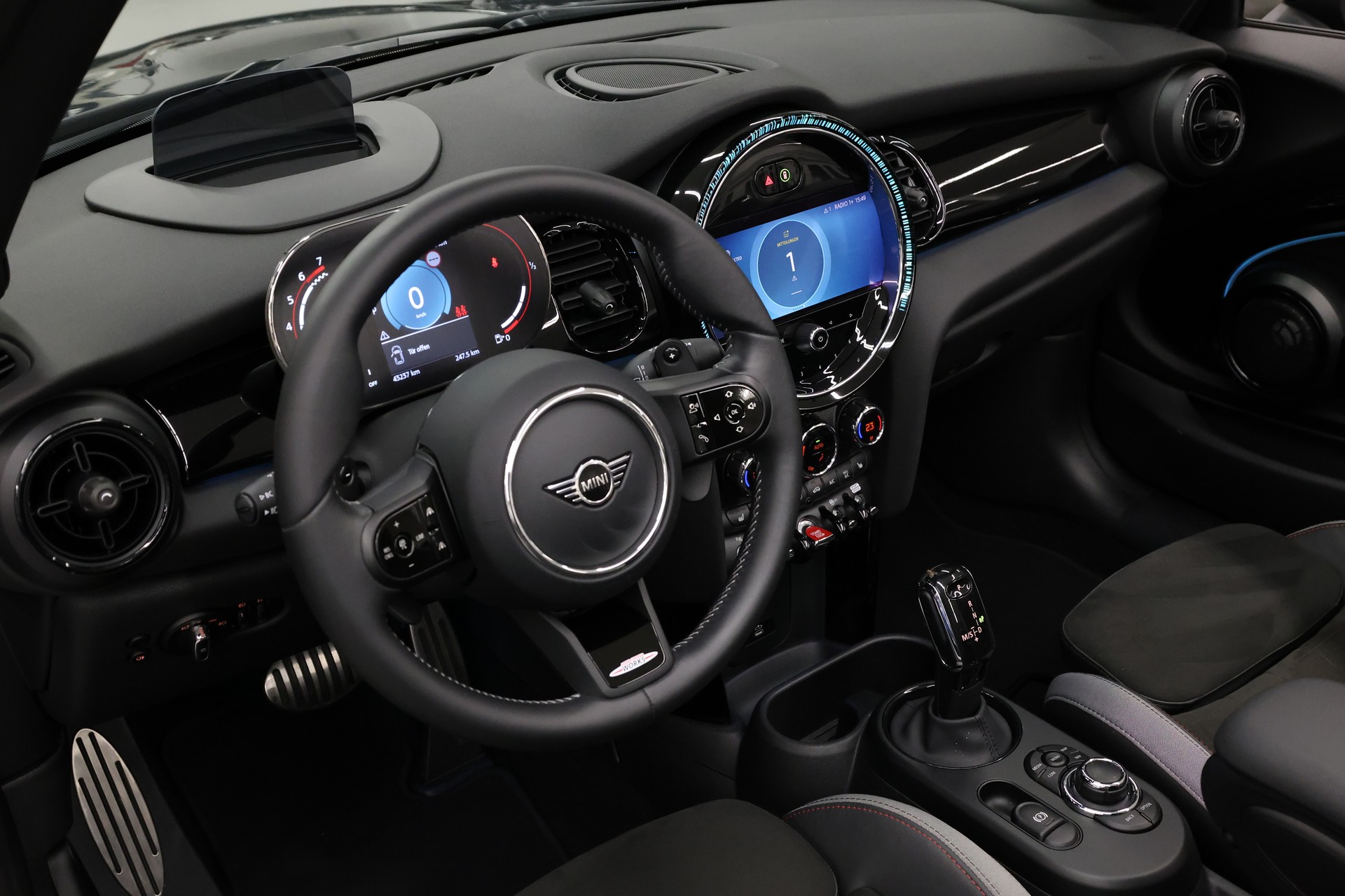 MINI Cabrio F57 2.0i John Cooper Works SAG-image-25