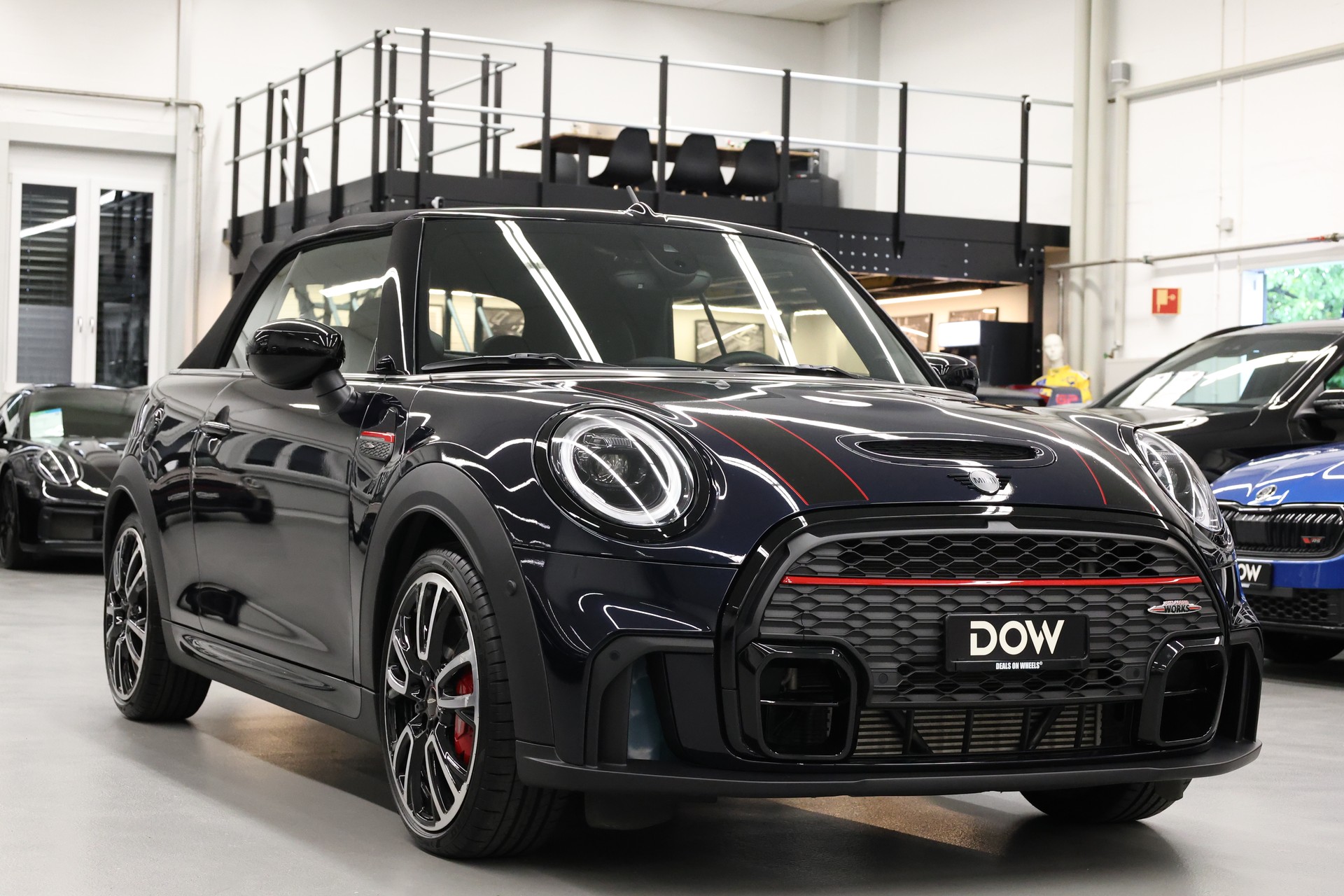 MINI Cabrio F57 2.0i John Cooper Works SAG-image-1