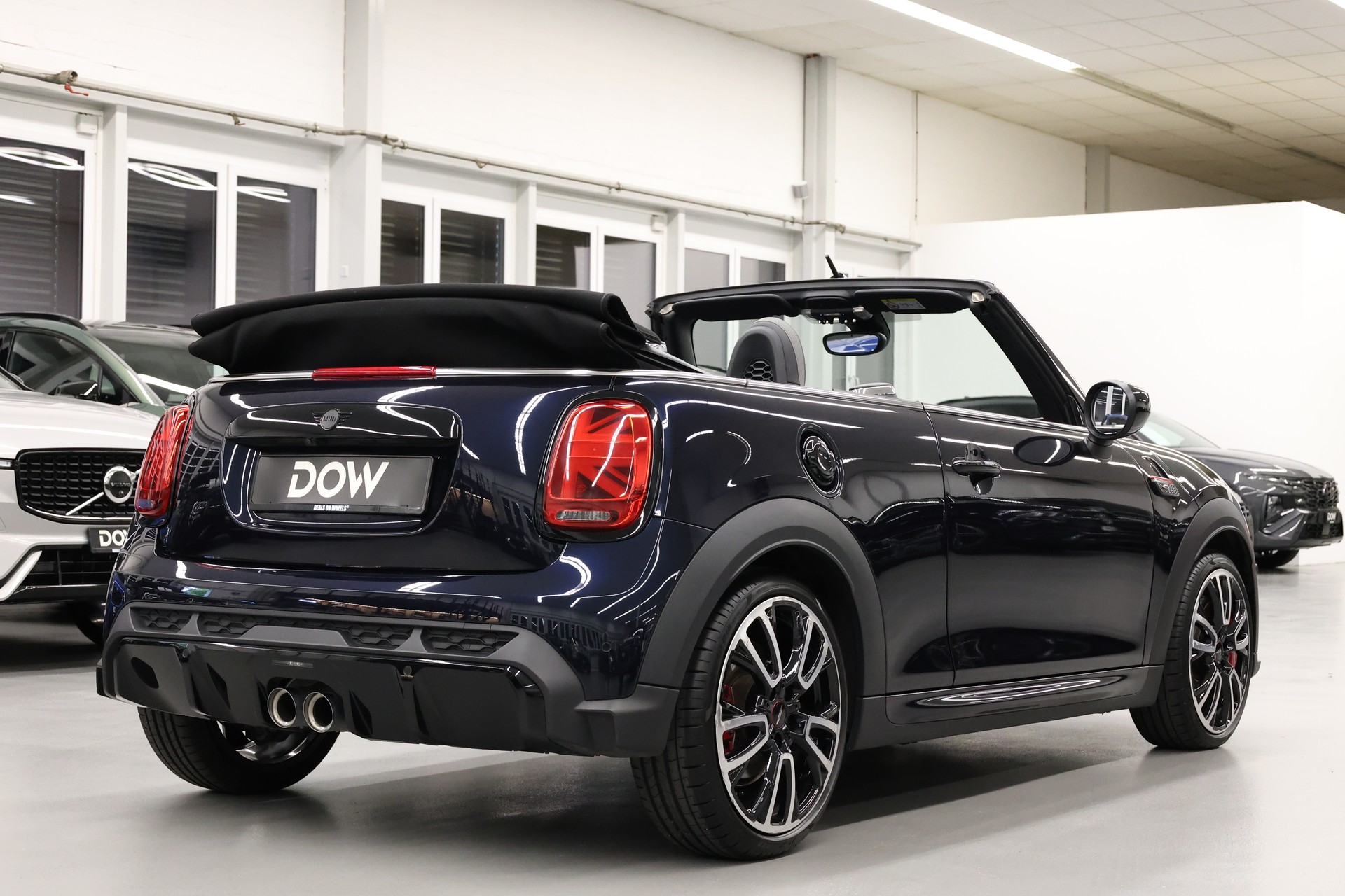 MINI Cabrio F57 2.0i John Cooper Works SAG-image-10