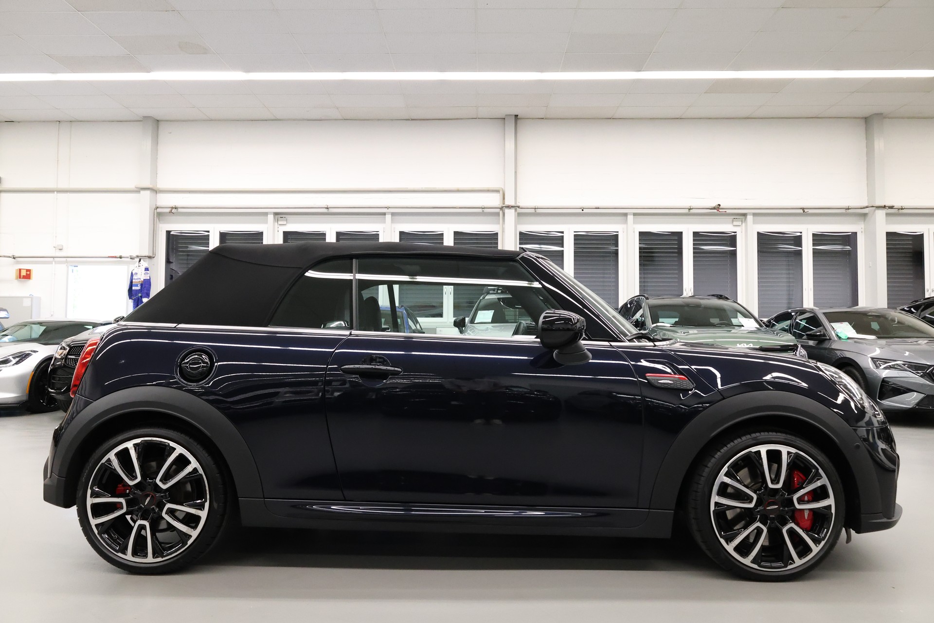 MINI Cabrio F57 2.0i John Cooper Works SAG-image-13