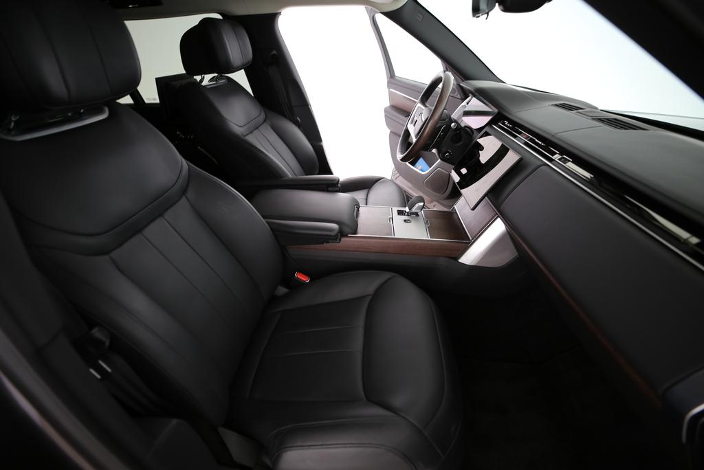 LAND ROVER Range Rover 4.4 V8 Autobiography LWB 7P.-image-10
