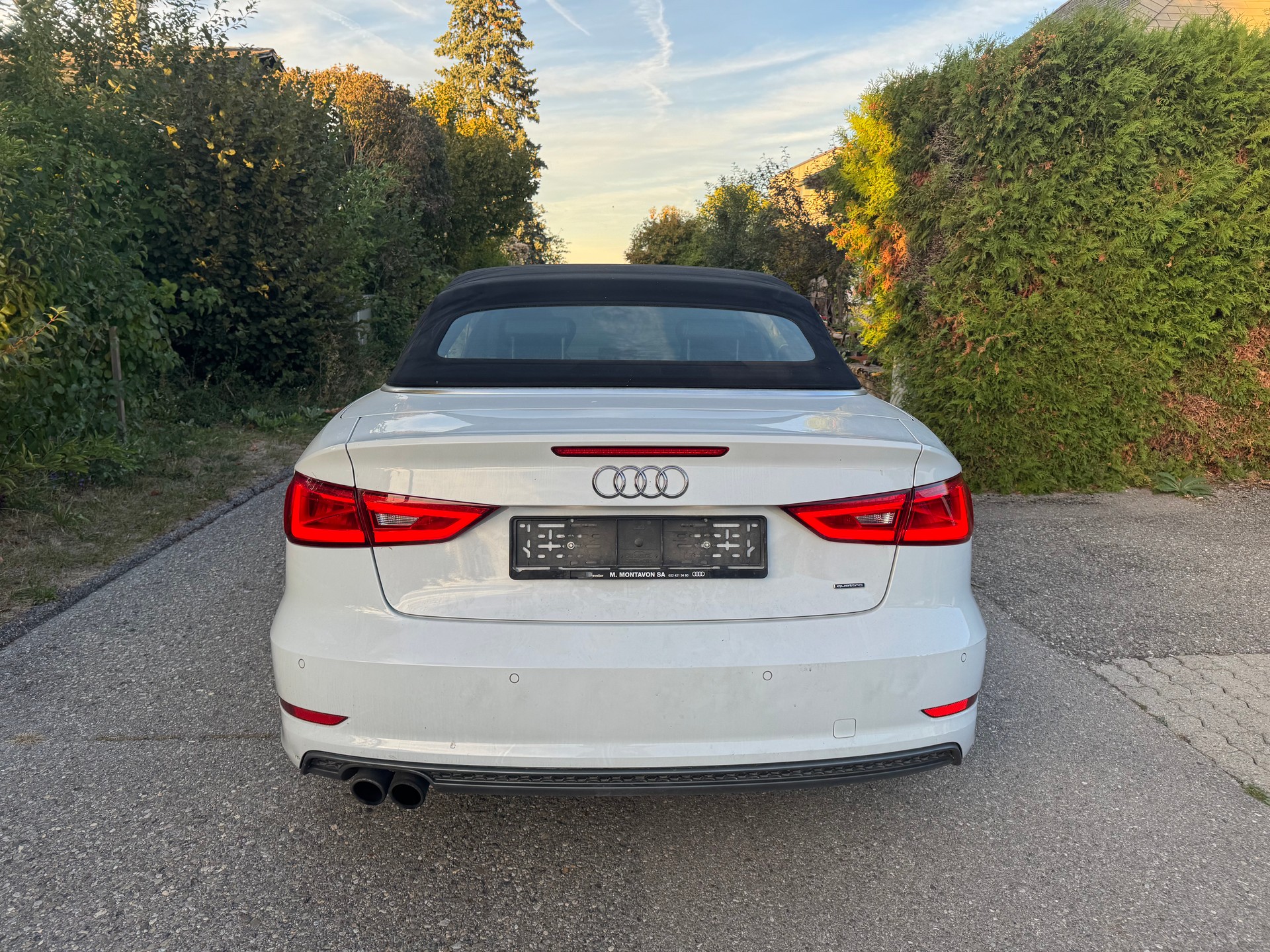 AUDI A3 Cabriolet 1.8 TFSI Ambiente quattro S-tronic-image-3