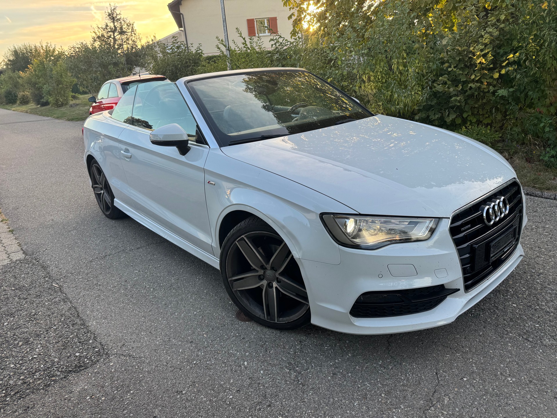 AUDI A3 Cabriolet 1.8 TFSI Ambiente quattro S-tronic-image-8