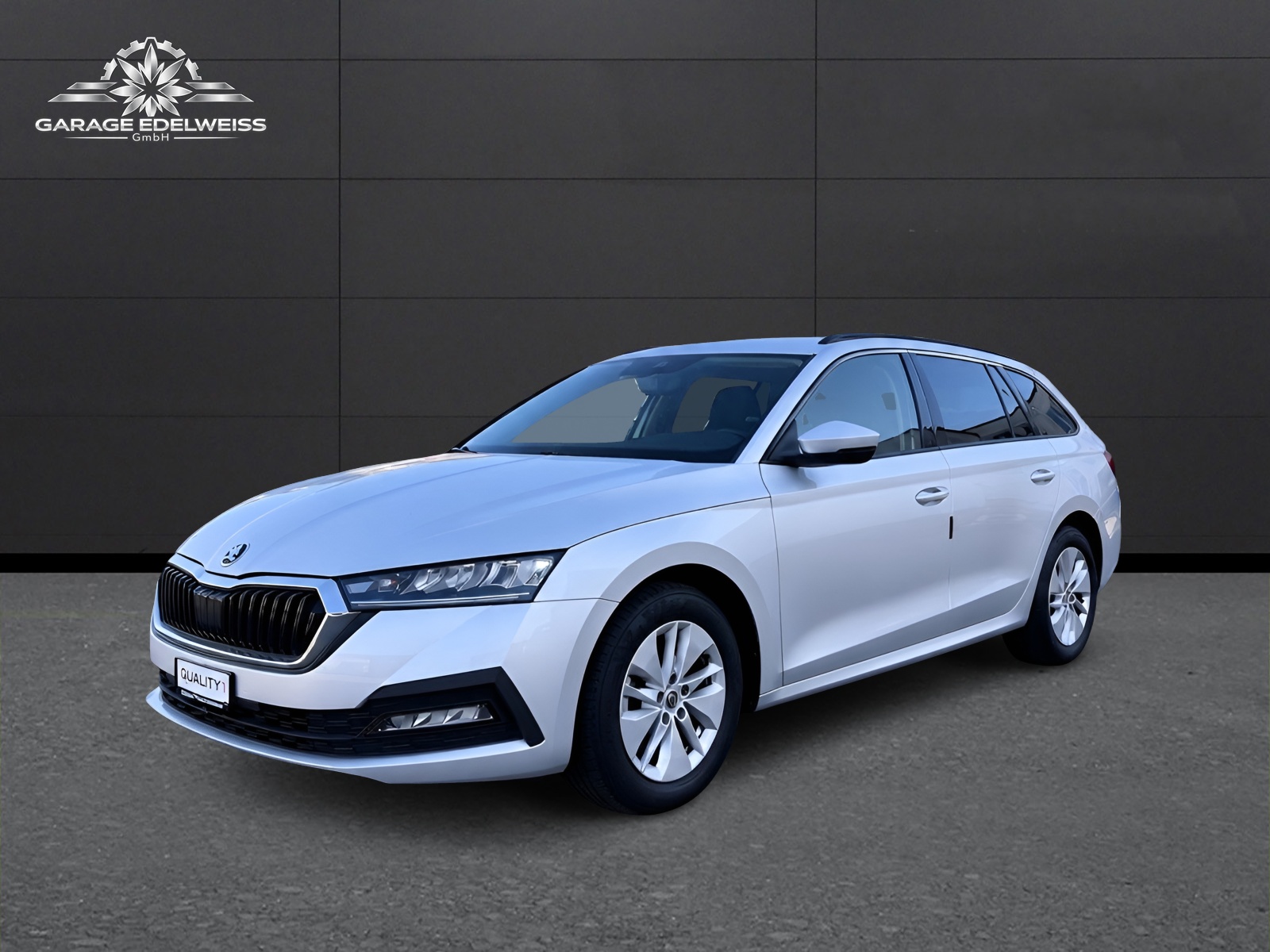 SKODA Octavia Combi 1.5 TSI mHEV DSG Ambition-image-0