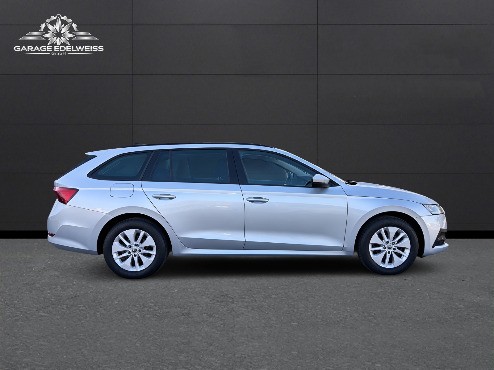 SKODA Octavia Combi 1.5 TSI mHEV DSG Ambition-image-5