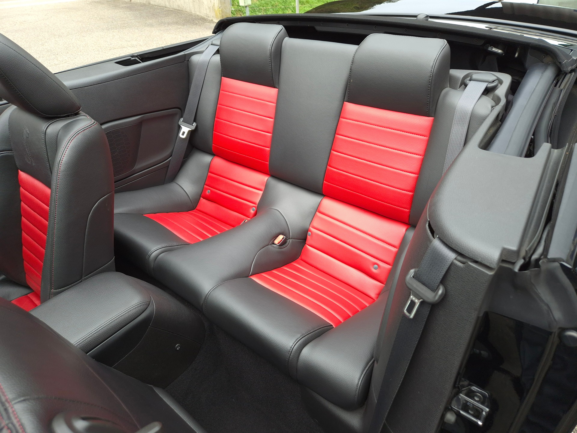 FORD Mustang Shelby GT500 SVT-image-27