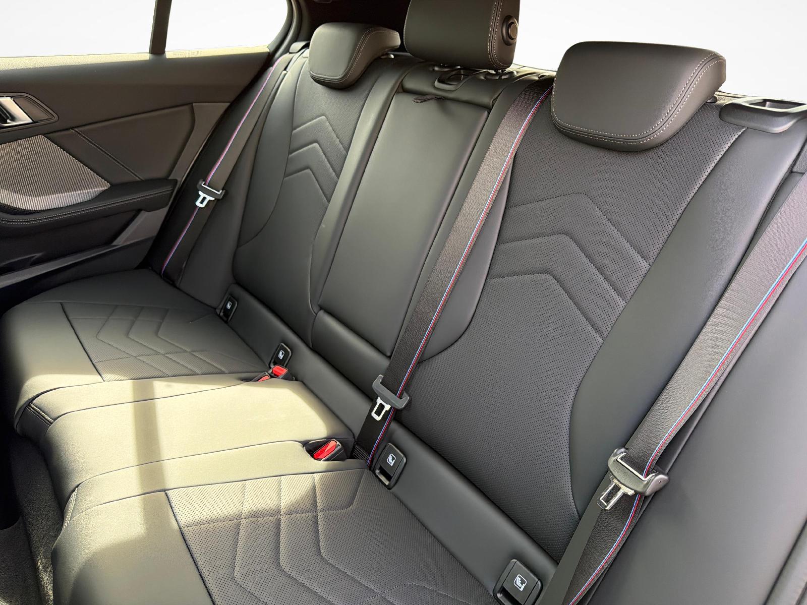 BMW 123 xDrive-image-18