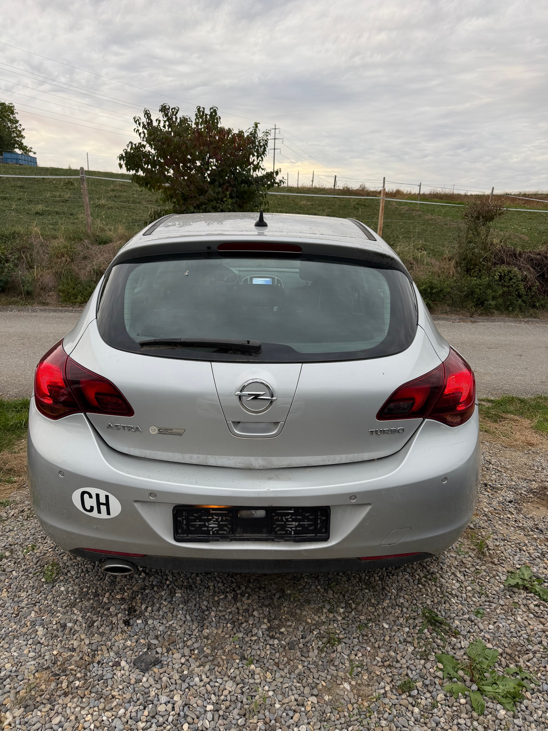 OPEL Astra 1.4i 16V Turbo Cosmo-image-3