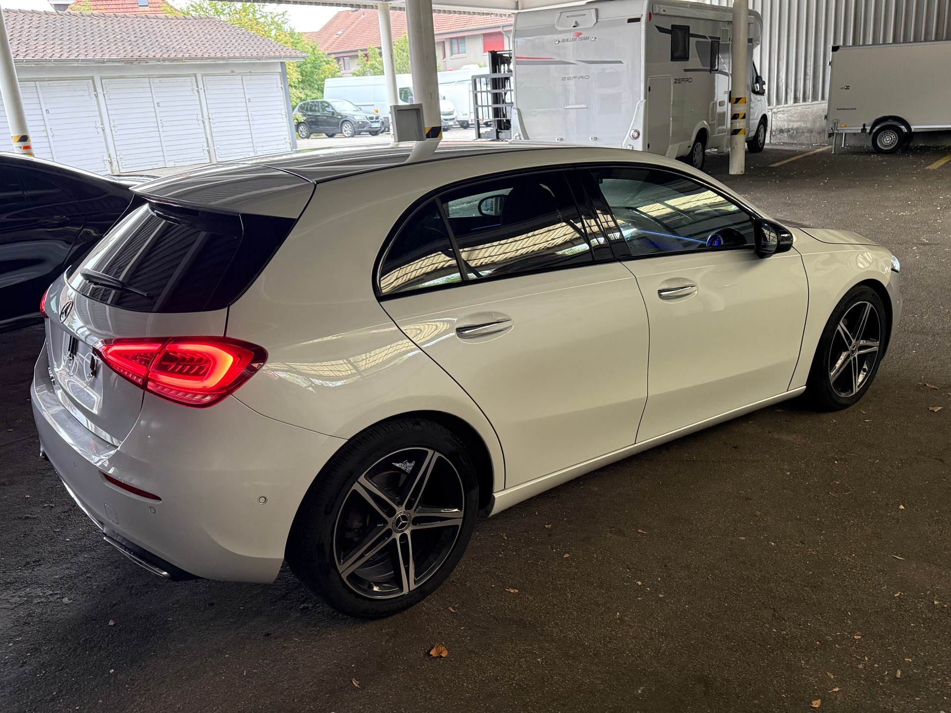 MERCEDES-BENZ A 180 d Progressive 7G-DCT-image-7