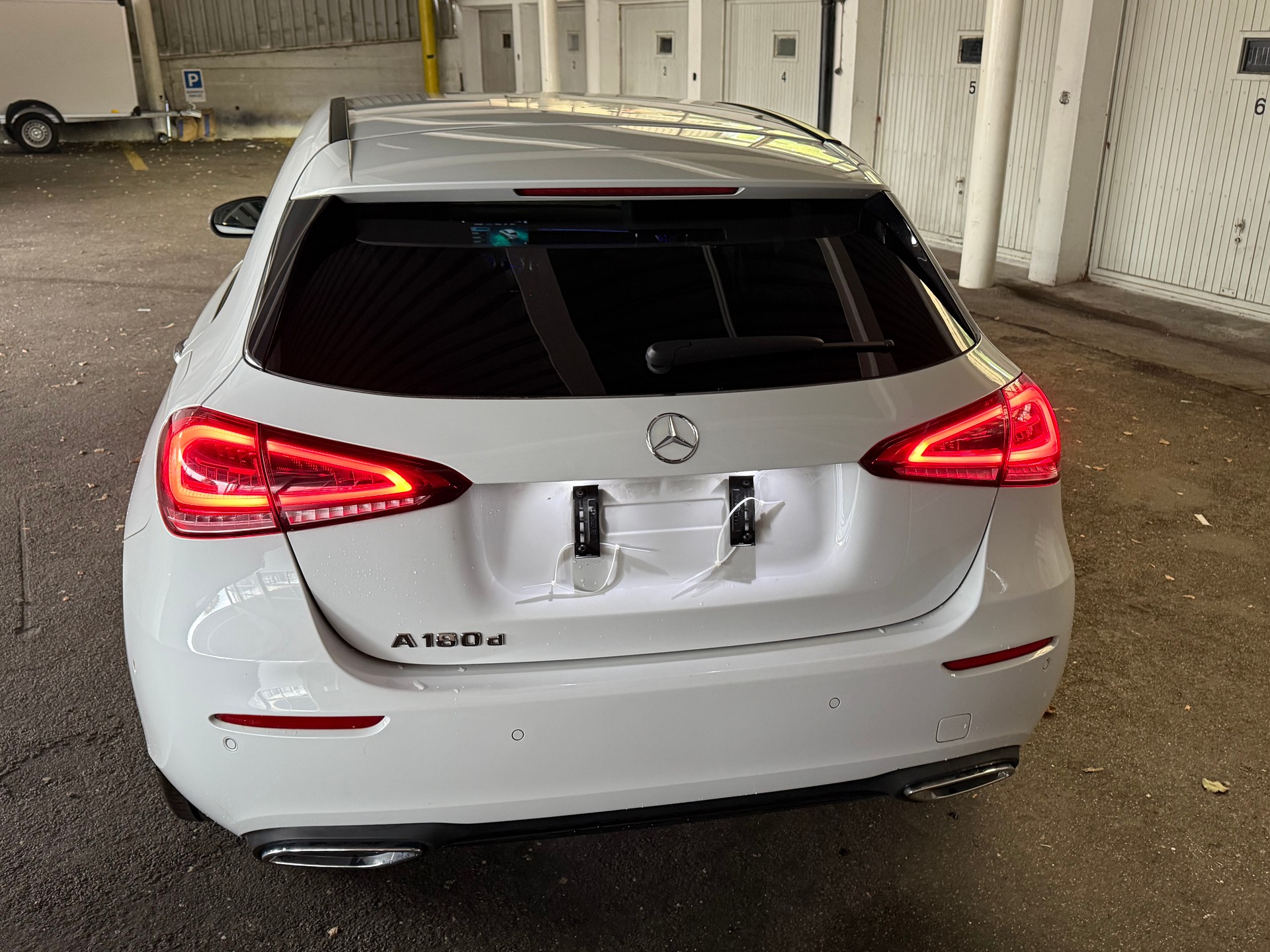 MERCEDES-BENZ A 180 d Progressive 7G-DCT-image-5