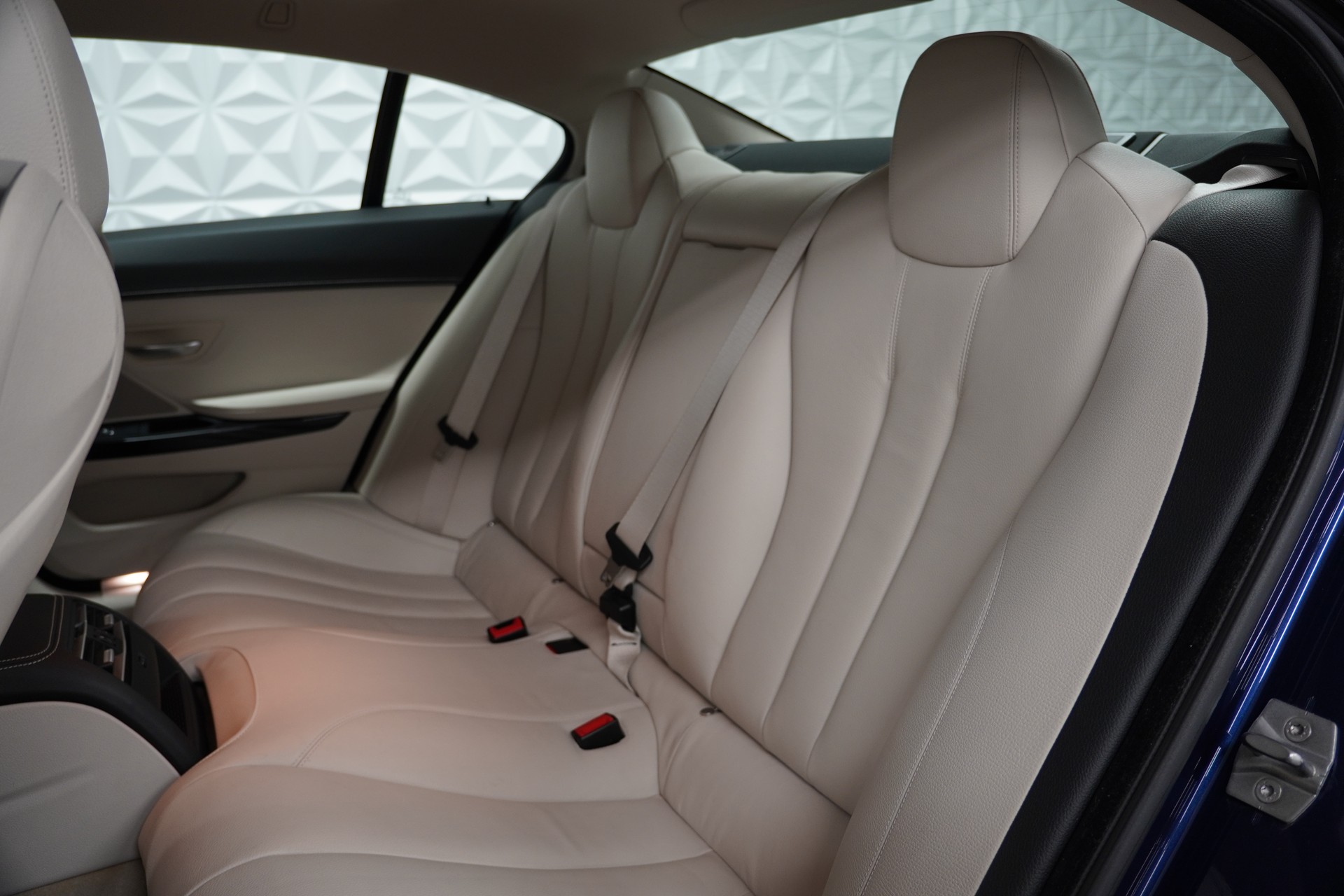 BMW 650i Gran Coupé xDrive-image-24