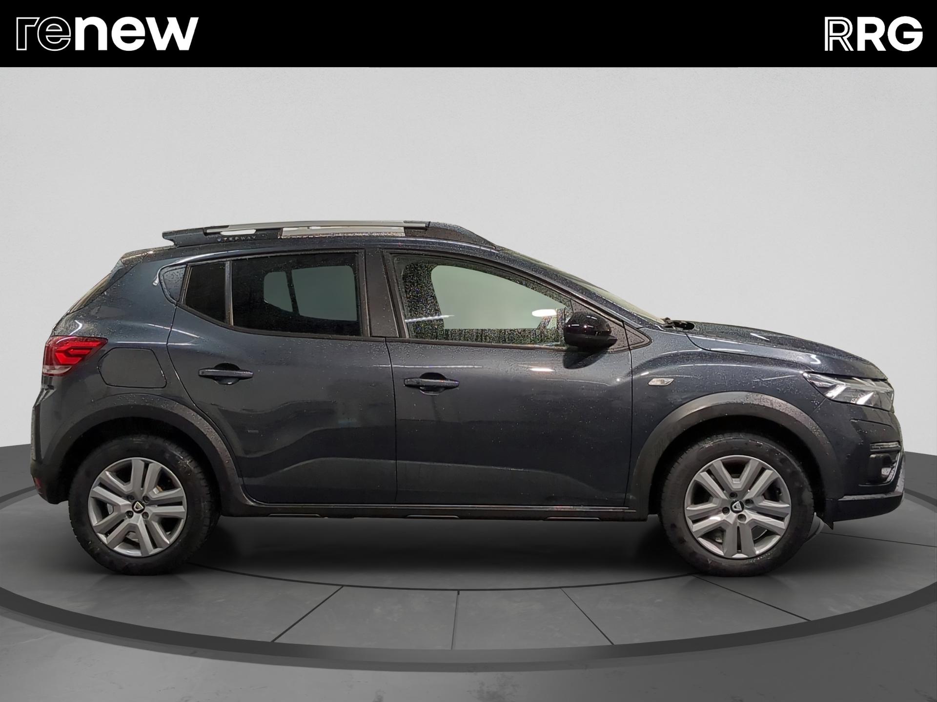 DACIA Sandero Stepway TCe 90 Comfort CVT-image-1