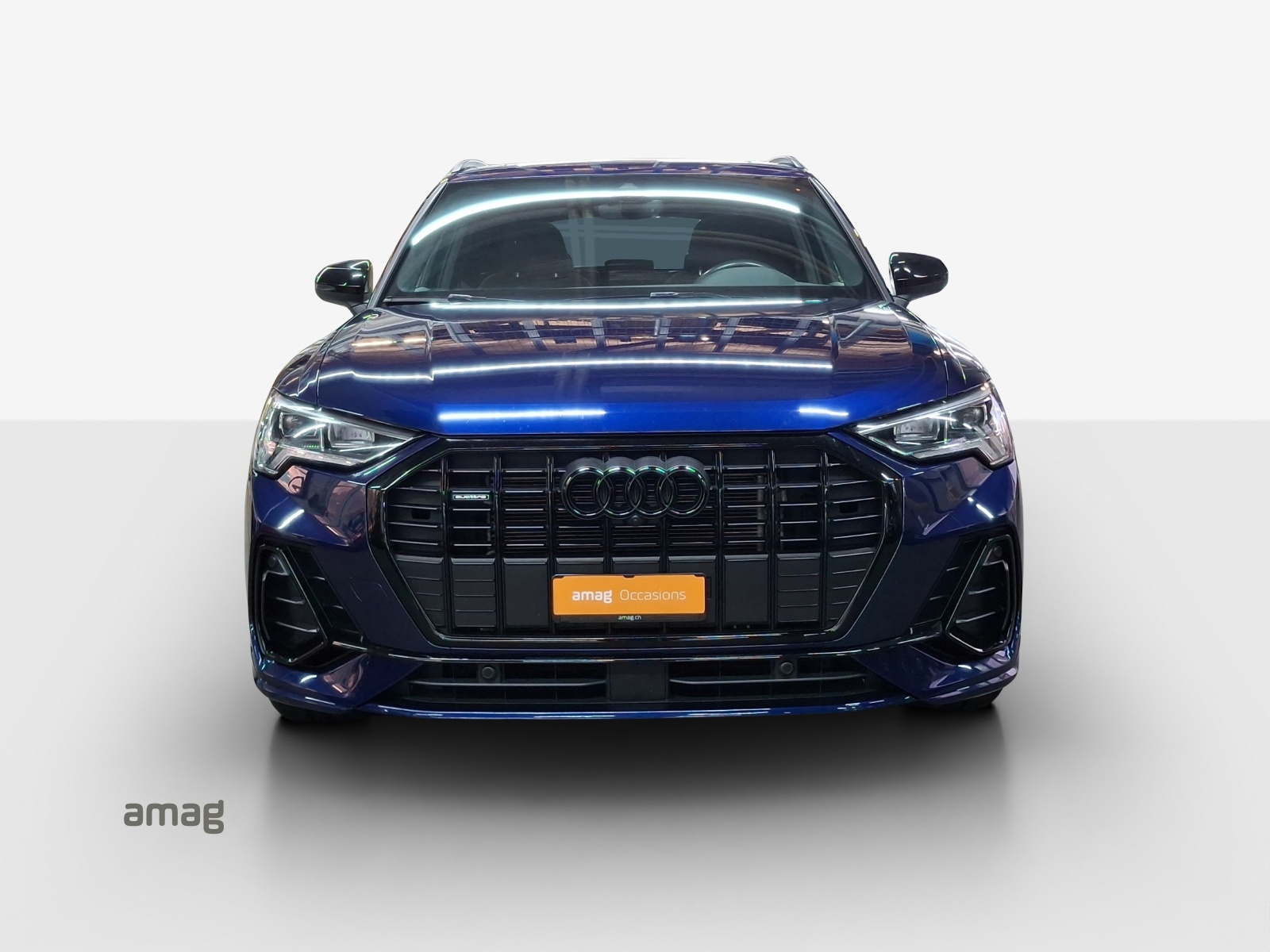 AUDI Q3 40 TFSI S line quattro S-tronic-image-6