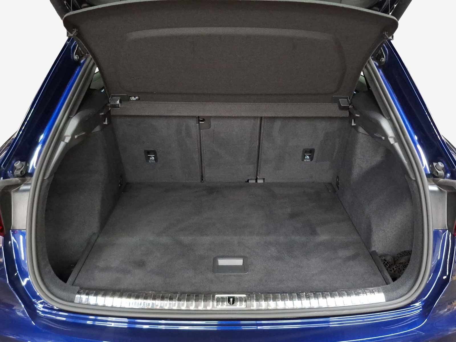 AUDI Q3 40 TFSI S line quattro S-tronic-image-12