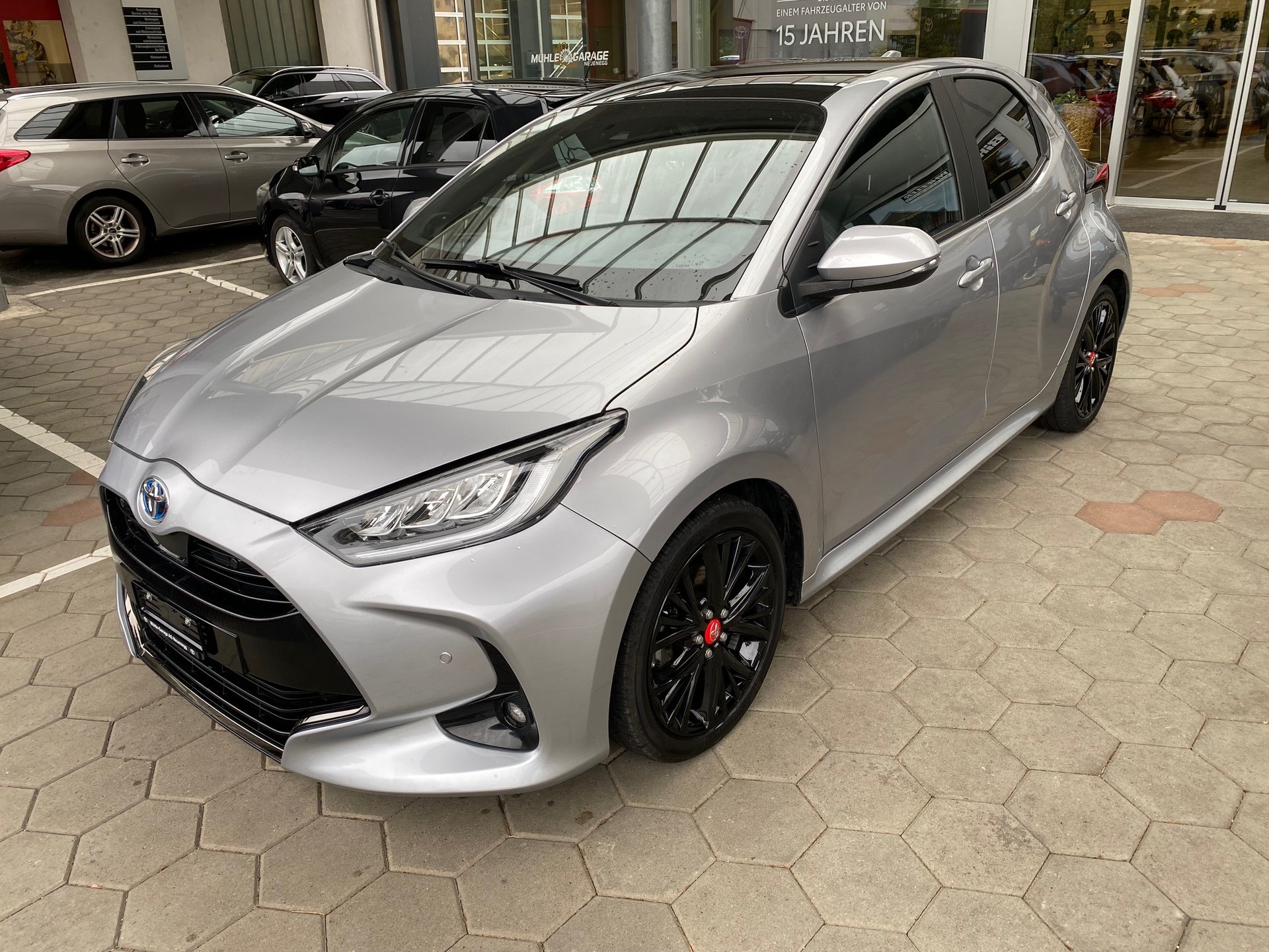TOYOTA Yaris 1.5 Pop e-CVT-image-1
