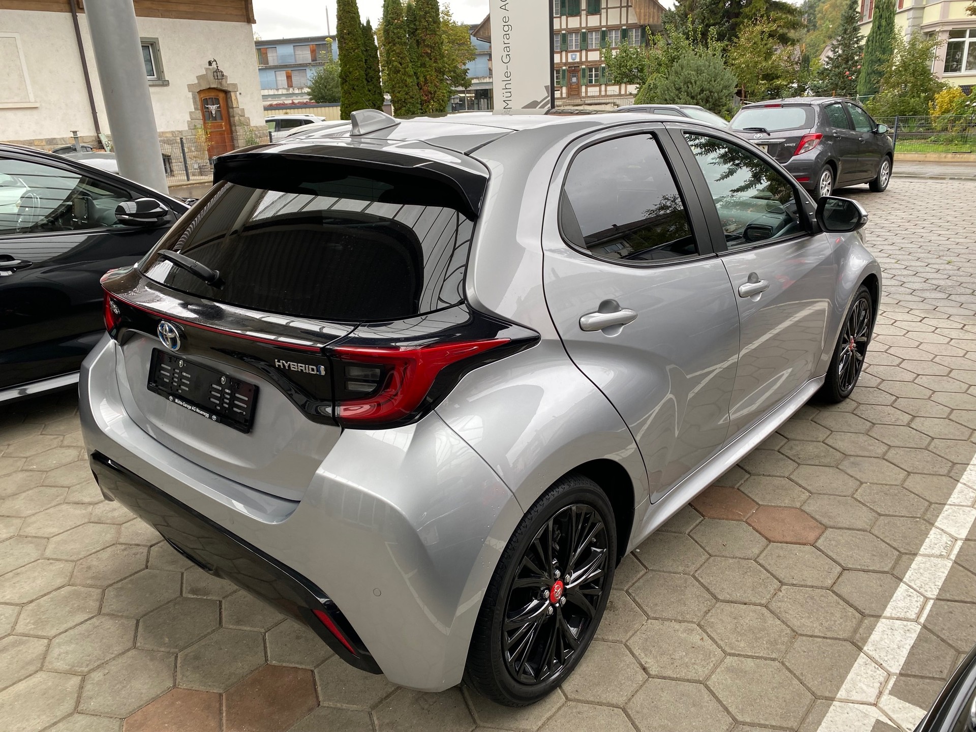 TOYOTA Yaris 1.5 Pop e-CVT-image-3