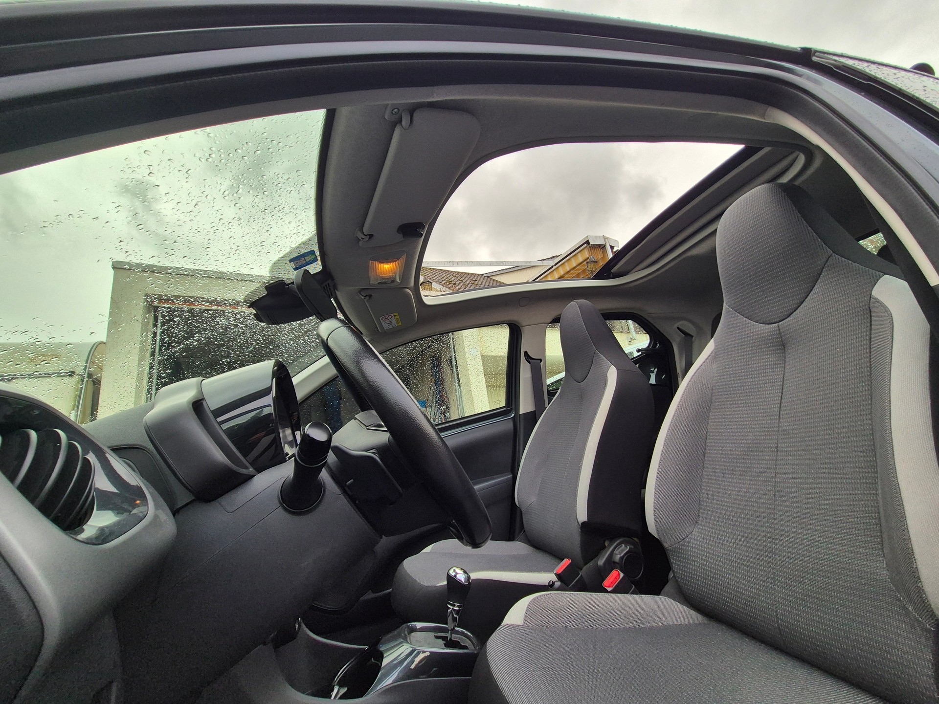 TOYOTA Aygo 1.0 VVT-i x-play X-shift-image-7