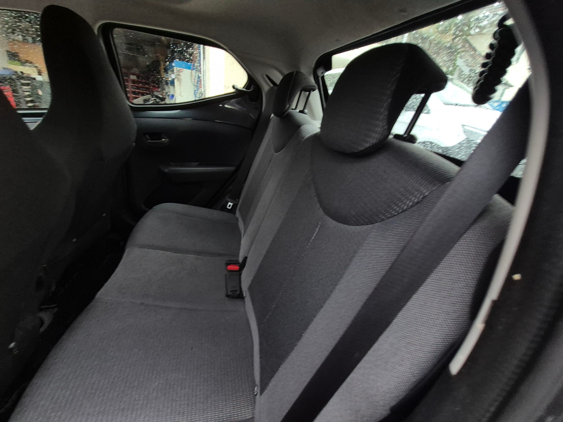 TOYOTA Aygo 1.0 VVT-i x-play X-shift-image-10