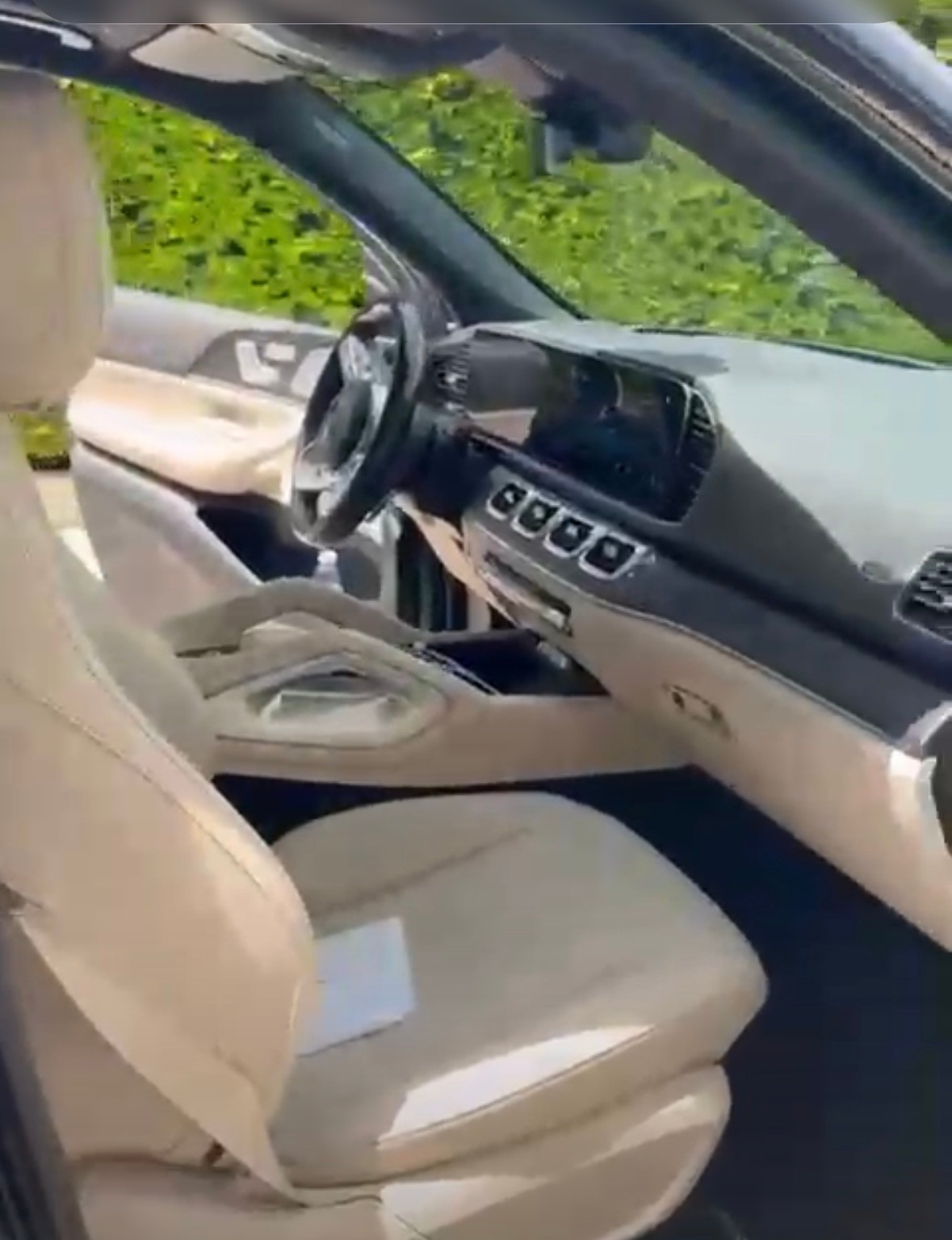 MERCEDES-BENZ CLS 400 d 4matic-image-1