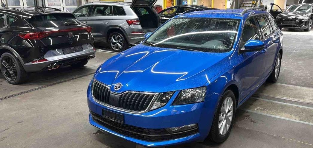 SKODA Octavia Combi 1.5 TSI Ambition