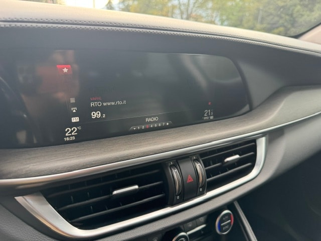 ALFA ROMEO Stelvio 2.2 JTDM Super Q4 Automatic-image-6