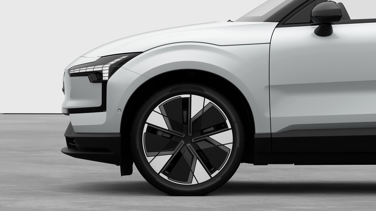 VOLVO EX30 P8 Ultra AWD-image-7