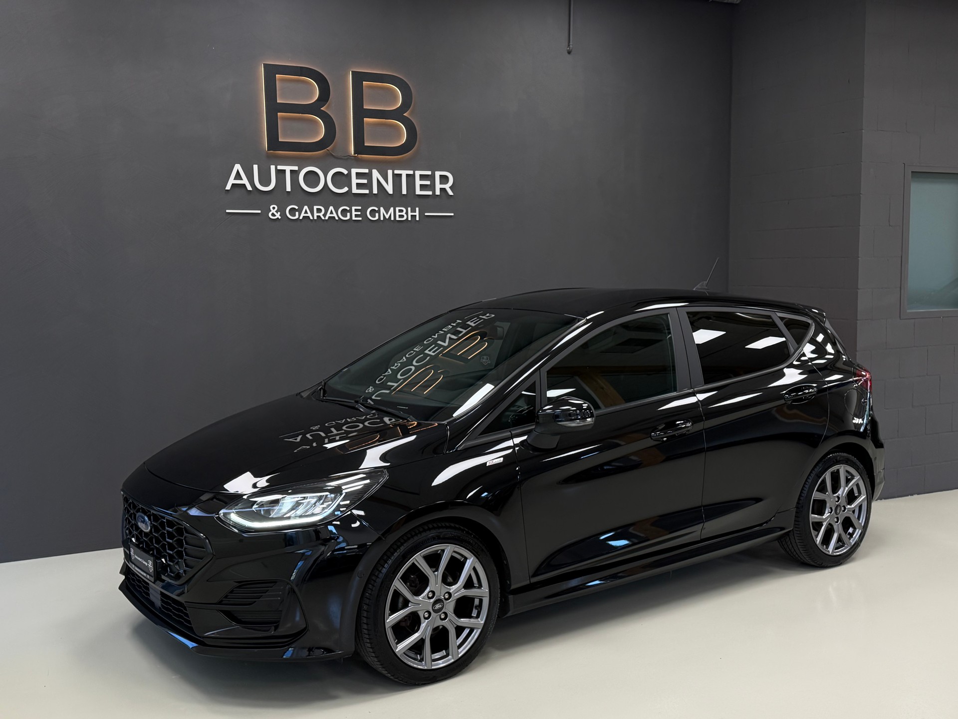 FORD Fiesta 1.0 SCTi MHEV ST Line X Automat-image-1