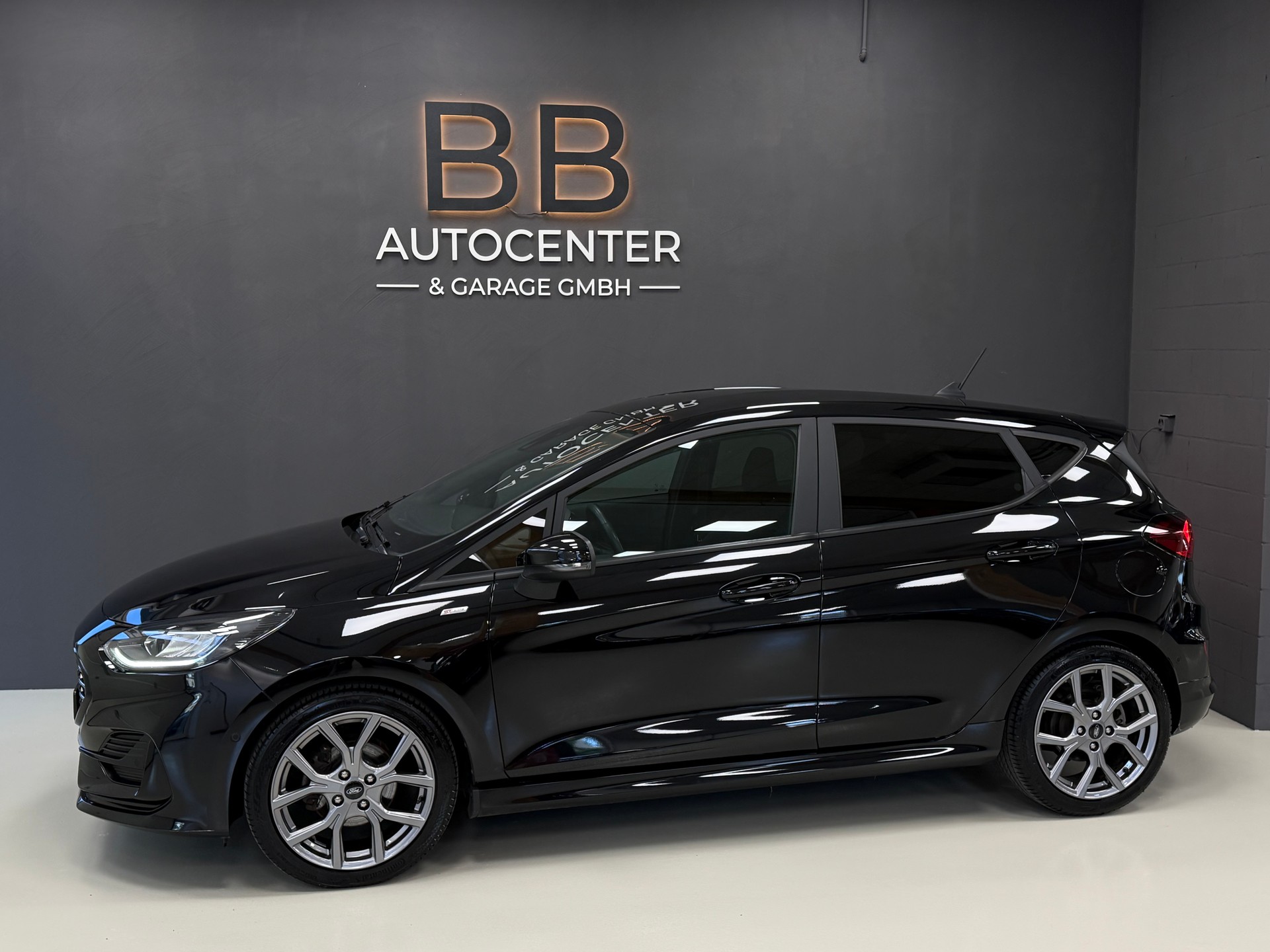 FORD Fiesta 1.0 SCTi MHEV ST Line X Automat-image-2
