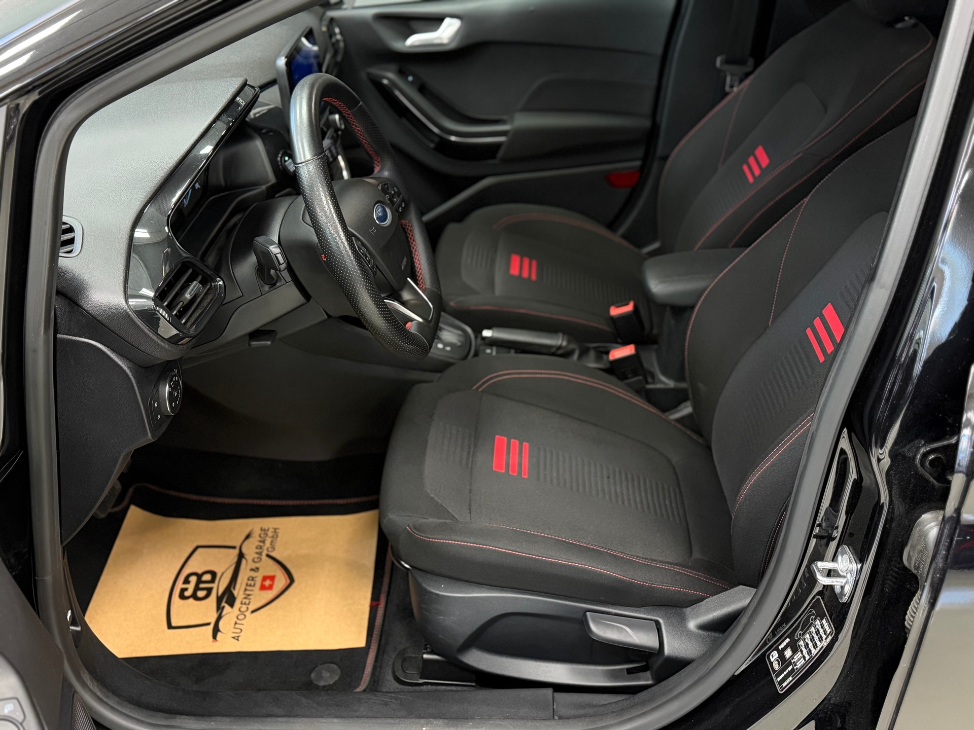 FORD Fiesta 1.0 SCTi MHEV ST Line X Automat-image-10