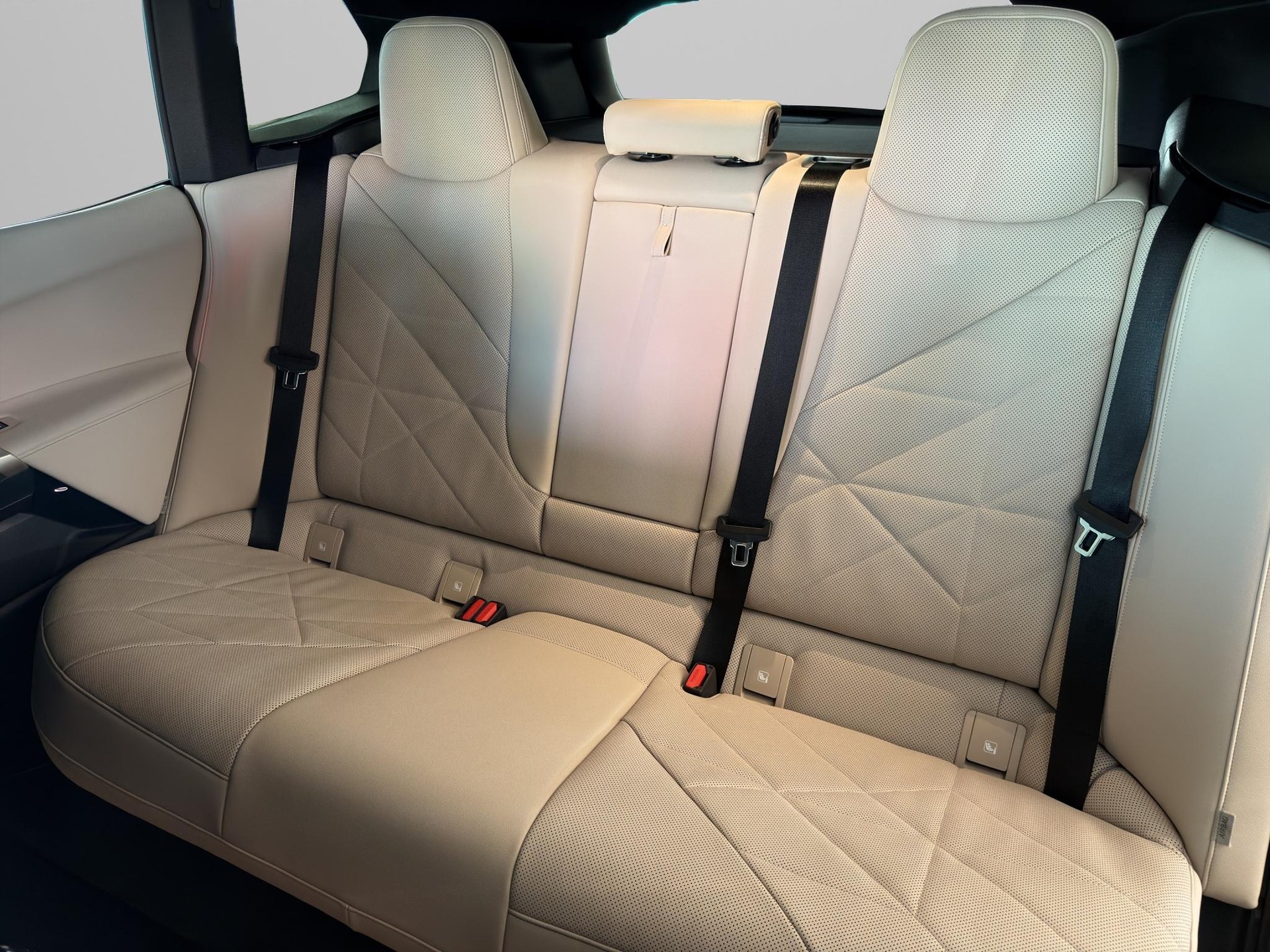 BMW iX xDrive50-image-11