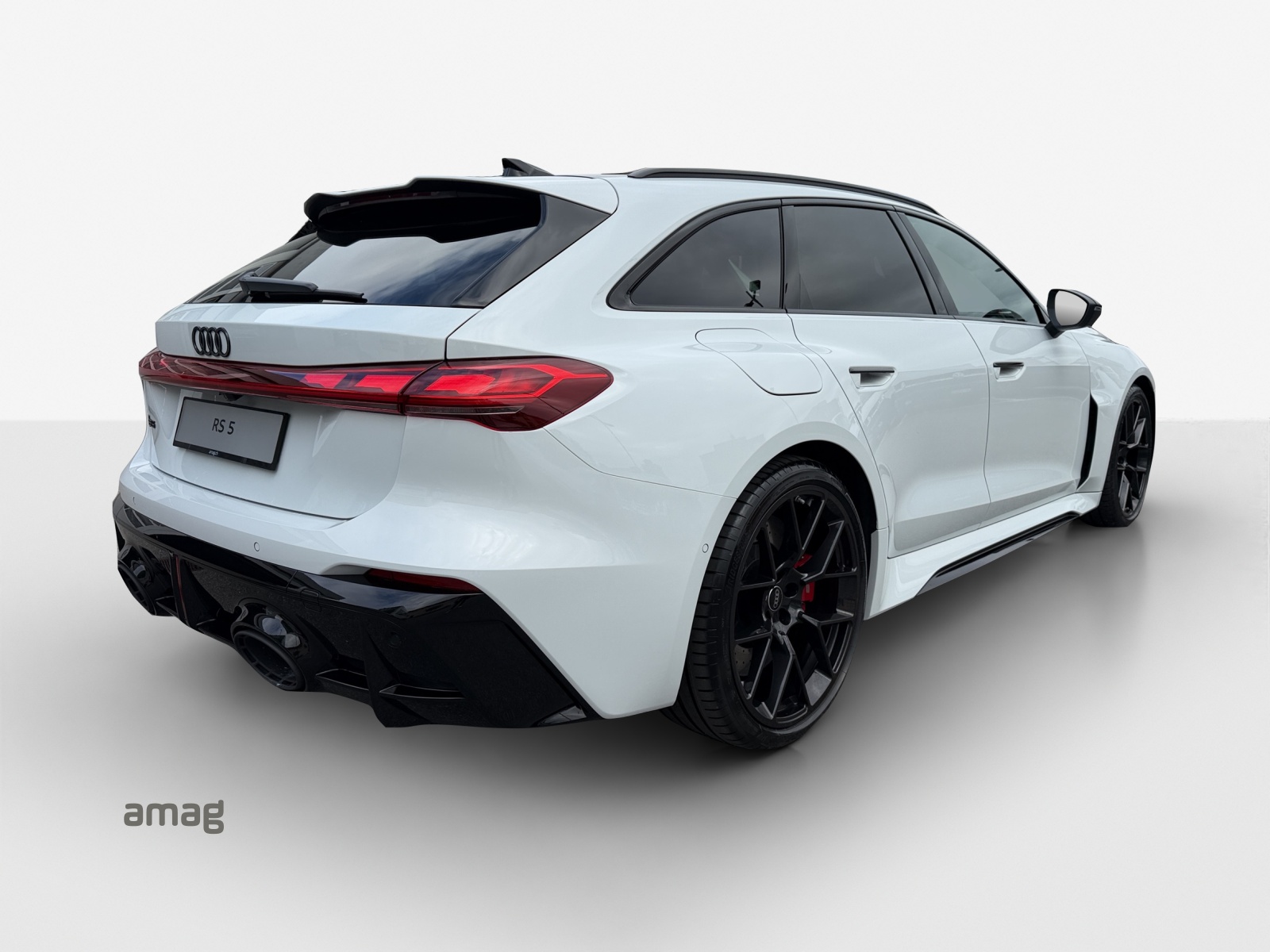AUDI RS 5 Avant TFSI 470 kW Tiptronic quattro-image-4