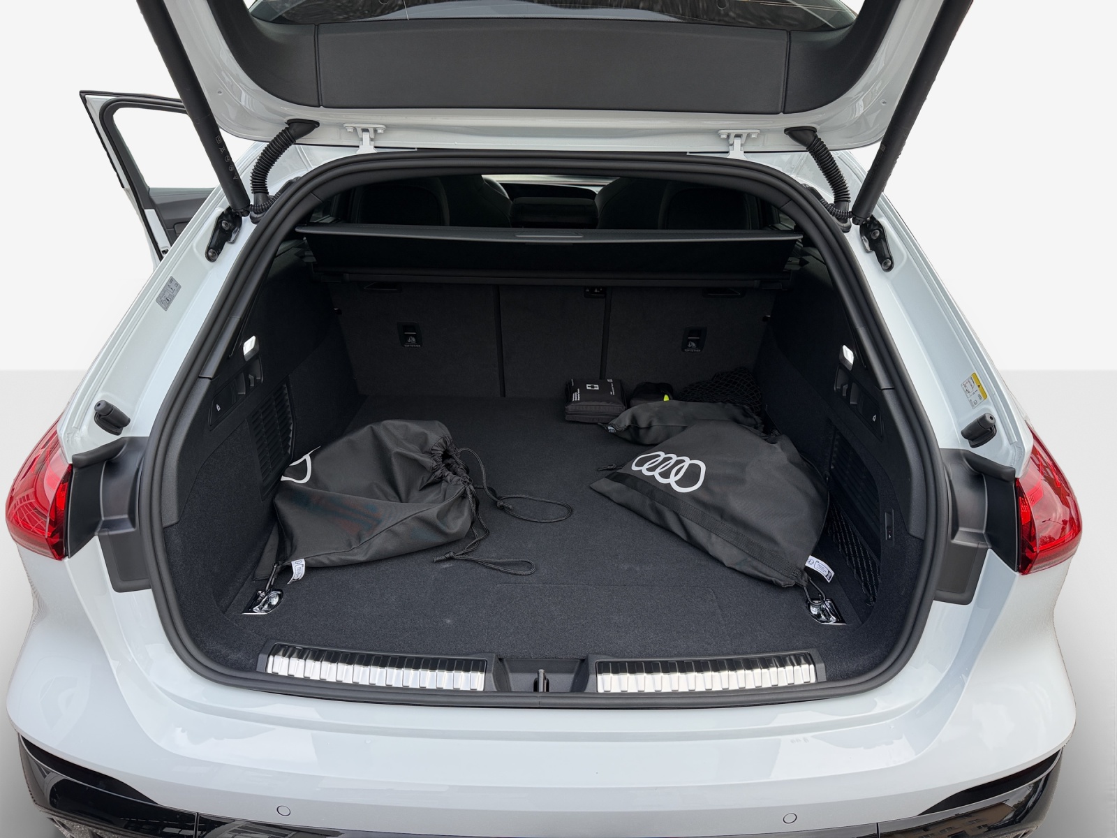 AUDI RS 5 Avant TFSI 470 kW Tiptronic quattro-image-12