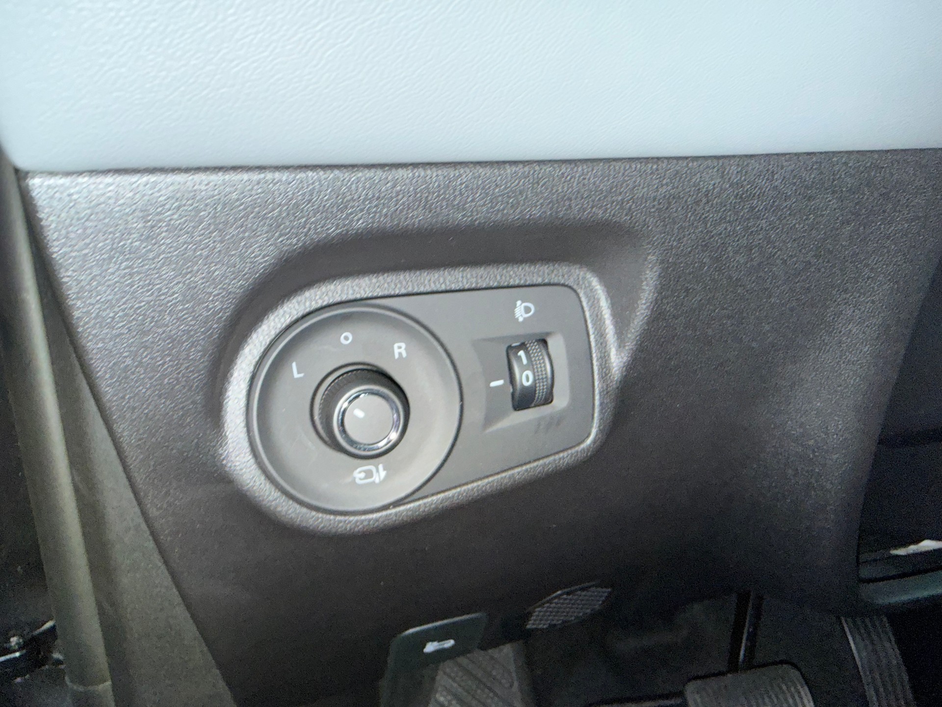 MG S5 EV 64kWh Luxury Elektro-image-7
