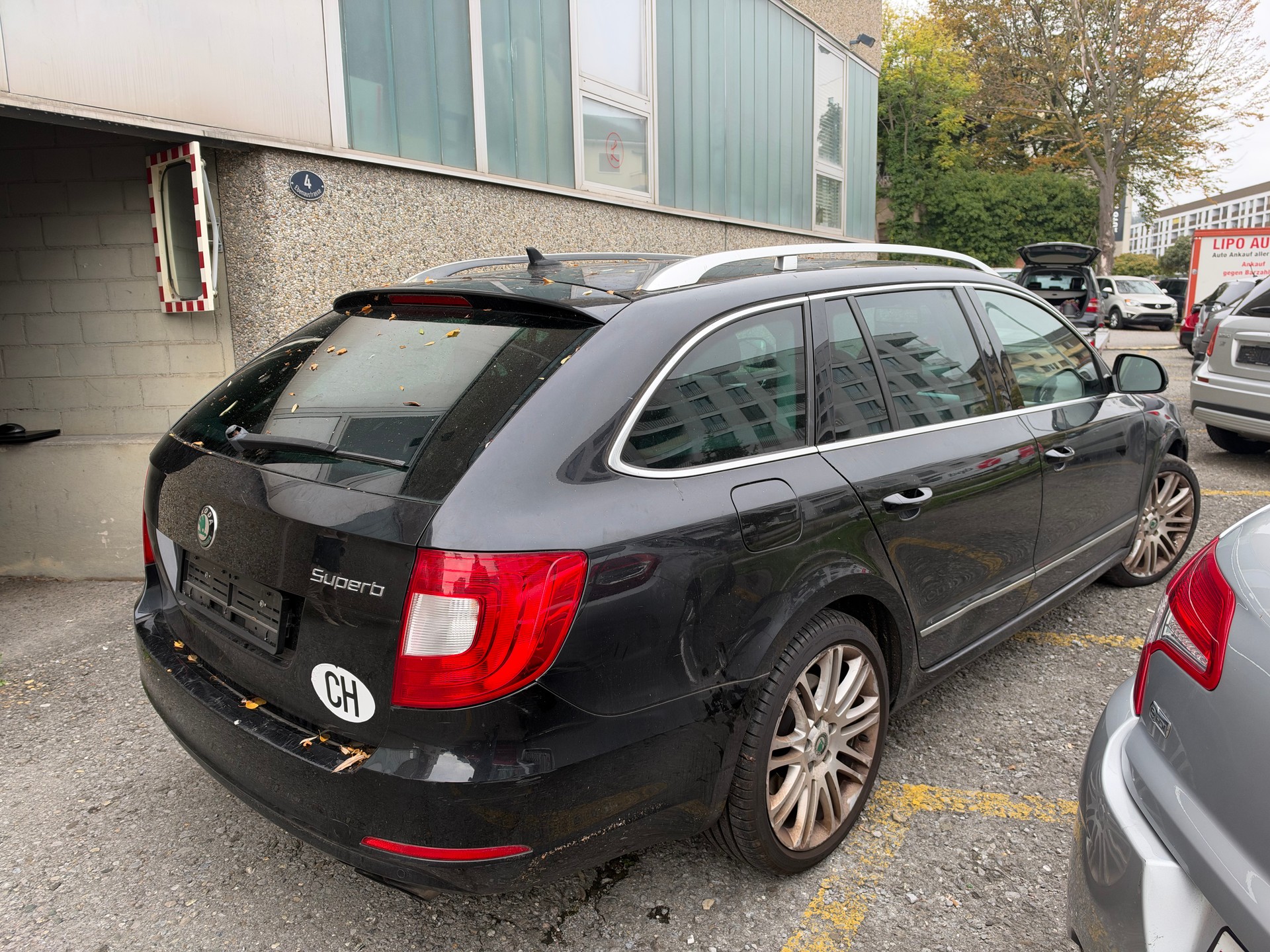SKODA Superb Combi 3.6 FSI AllDrive 4x4 DSG-image-4