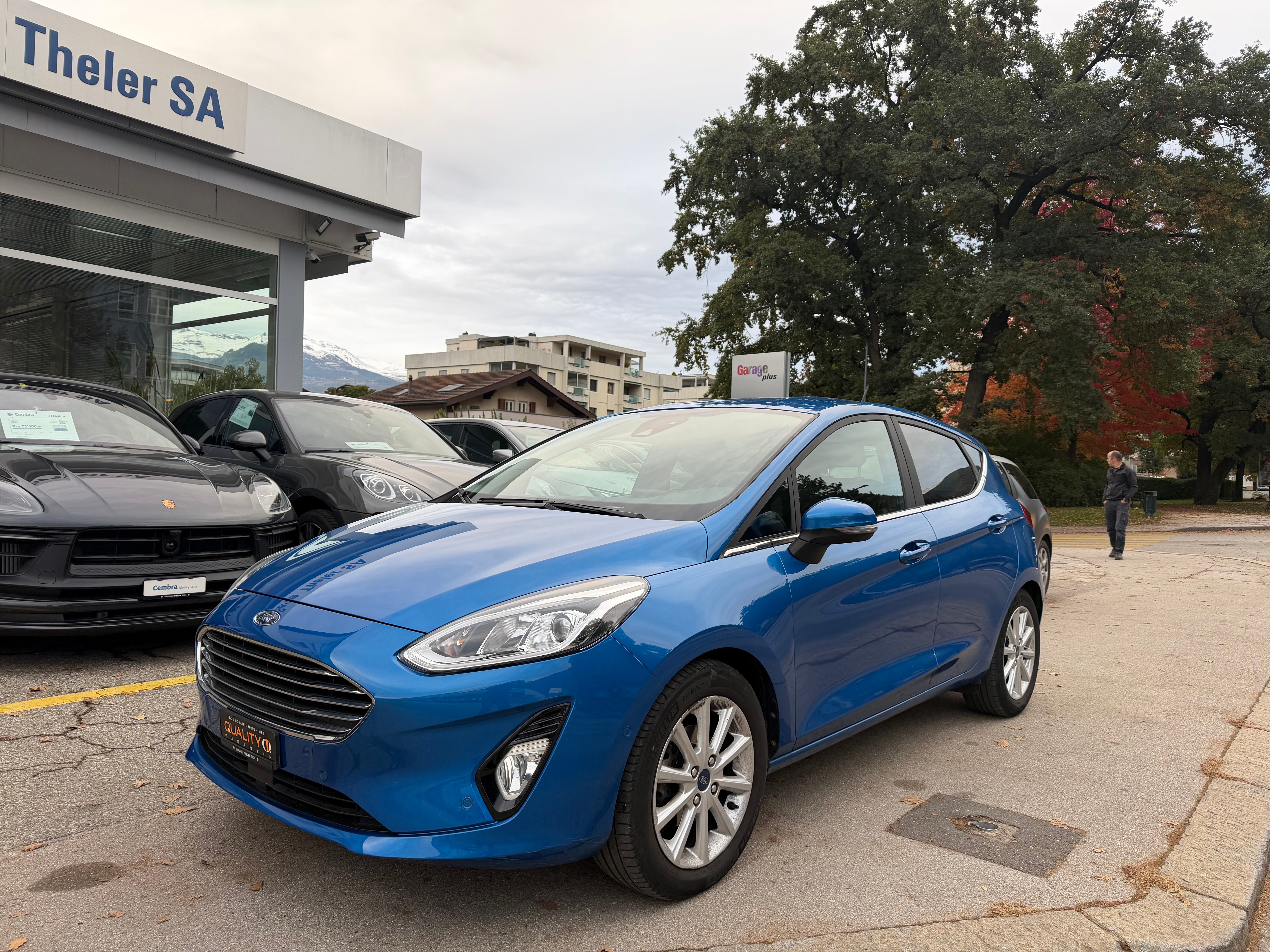 Car photo