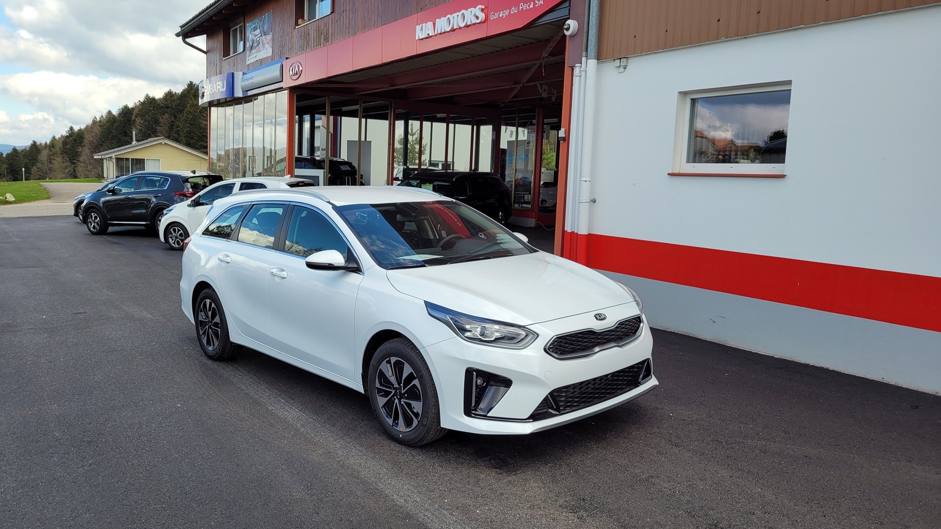 KIA Ceed Sportswagon 1.6 GDi Plug-in Hybrid Power DCT-image-0