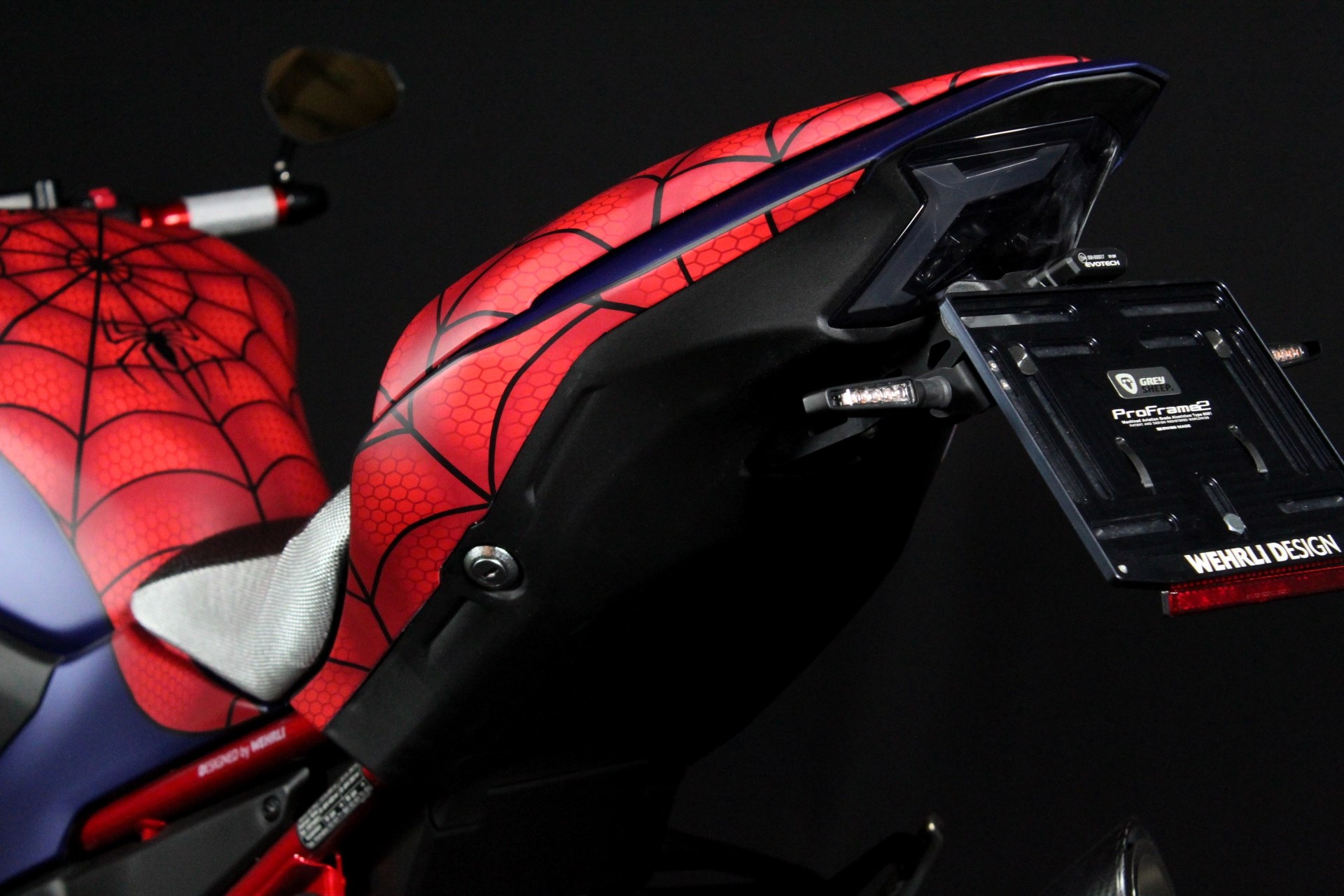KAWASAKI Z 900 (92 KW) *Spiderman*-showroom-element-3