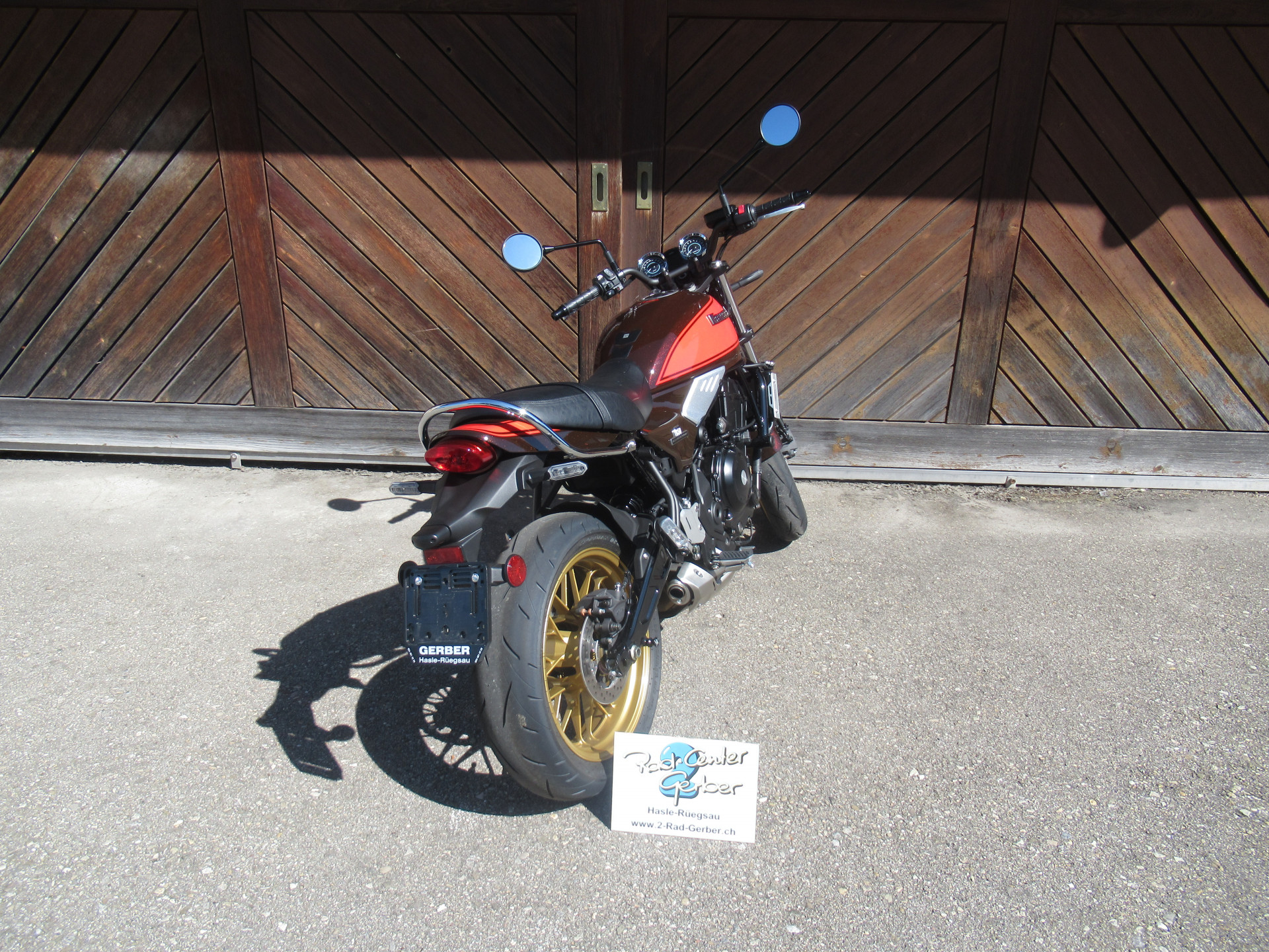KAWASAKI Z 650 RS 50th Anniversary-showroom-element-3