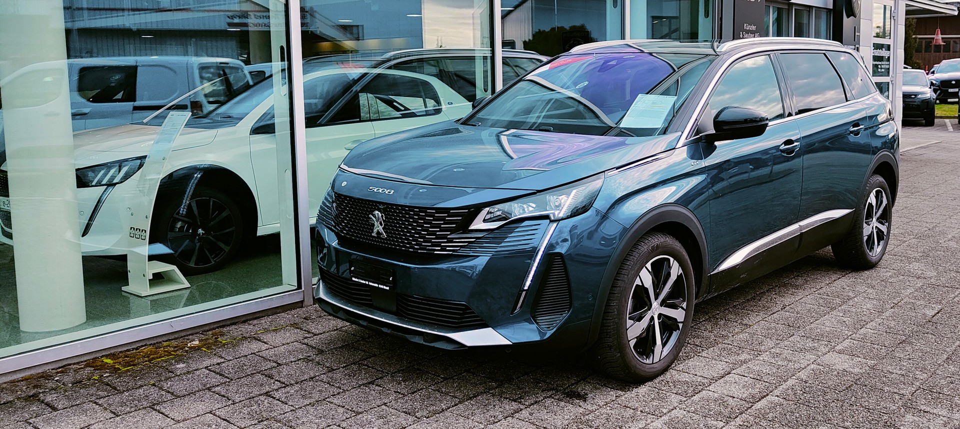 PEUGEOT 5008 1.6 Pure Tech GT Pack EAT8-image-0