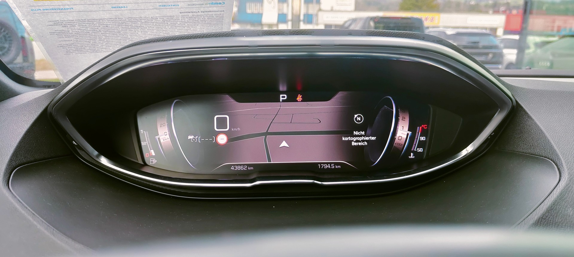 PEUGEOT 5008 1.6 Pure Tech GT Pack EAT8-image-7