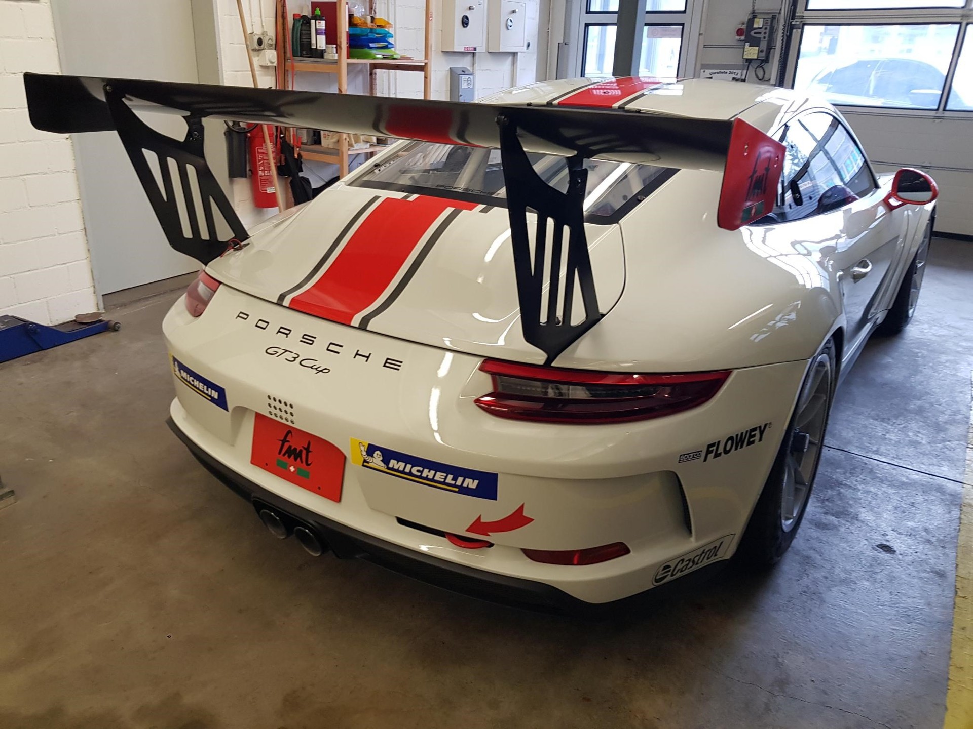 PORSCHE 911 GT3 Cup 991.2-image-2