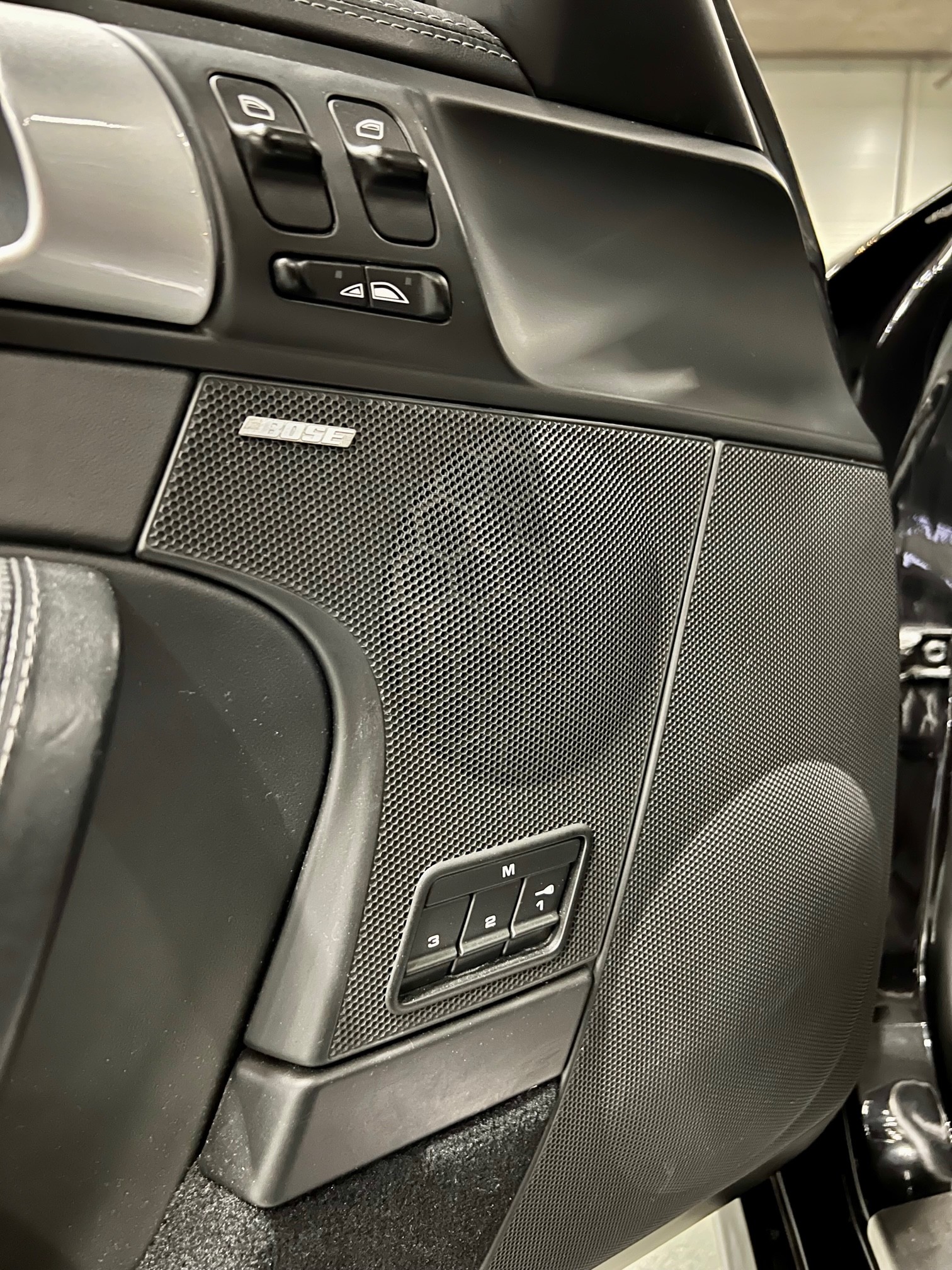 PORSCHE 911 Cabrio Turbo S PDK-image-12
