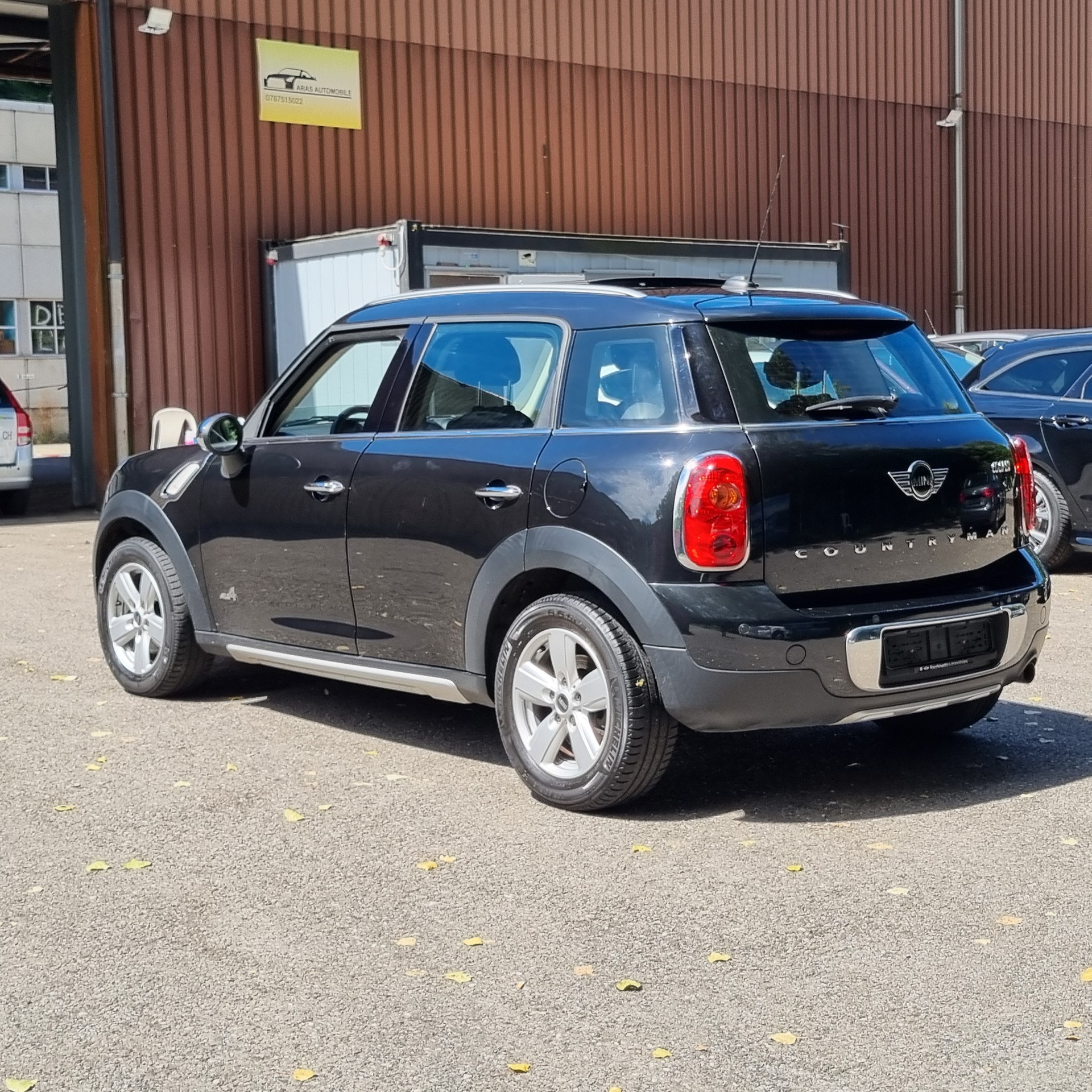 MINI Mini Countryman Cooper ALL4 by Burton-image-3