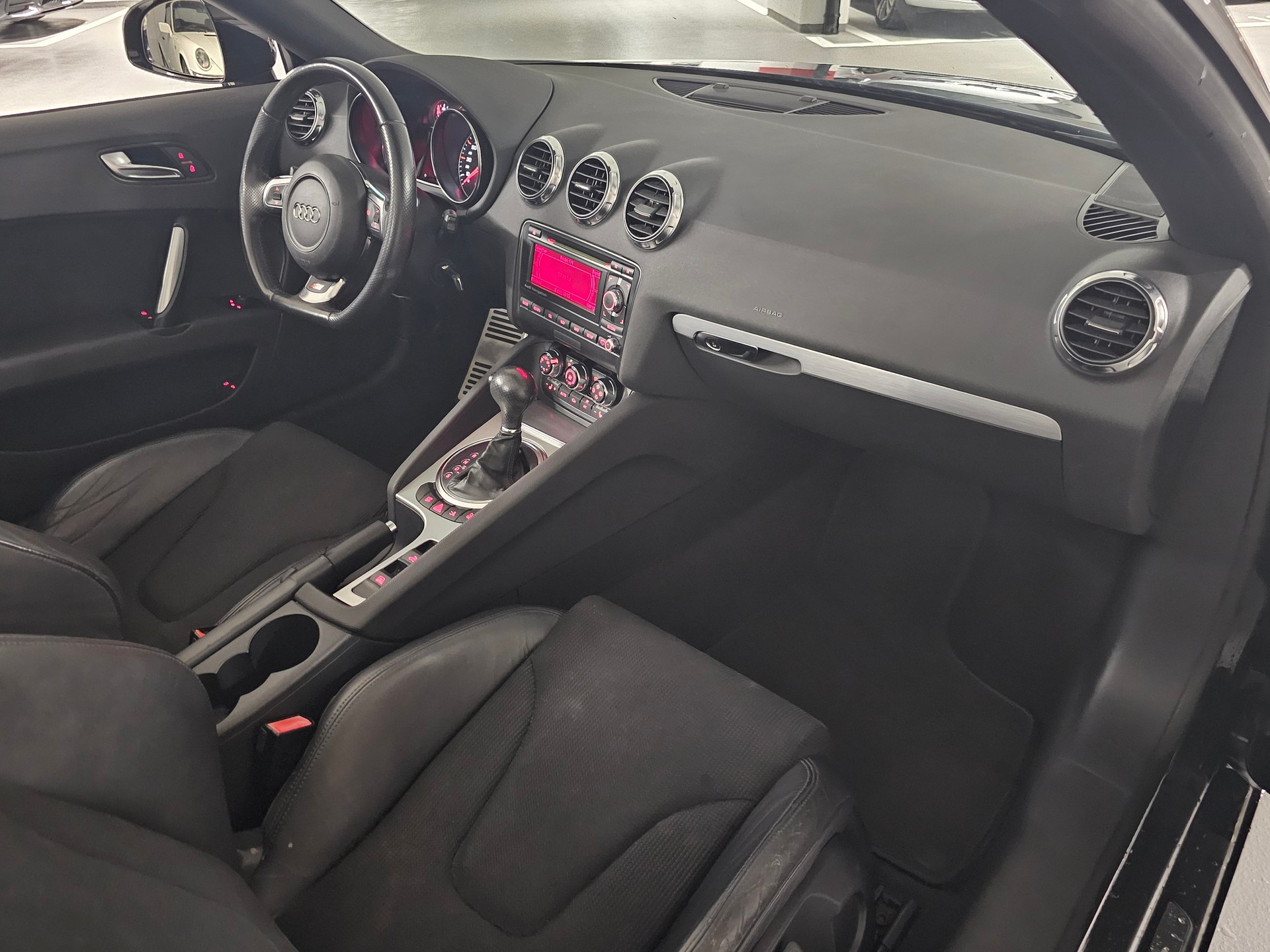 AUDI TT Roadster 2.0 TFSI-image-13