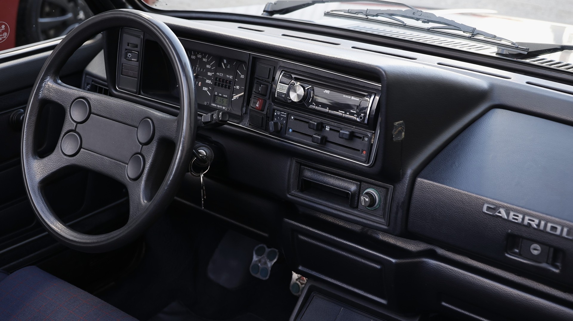 VW Golf Cabriolet 1800 (GL)-image-20